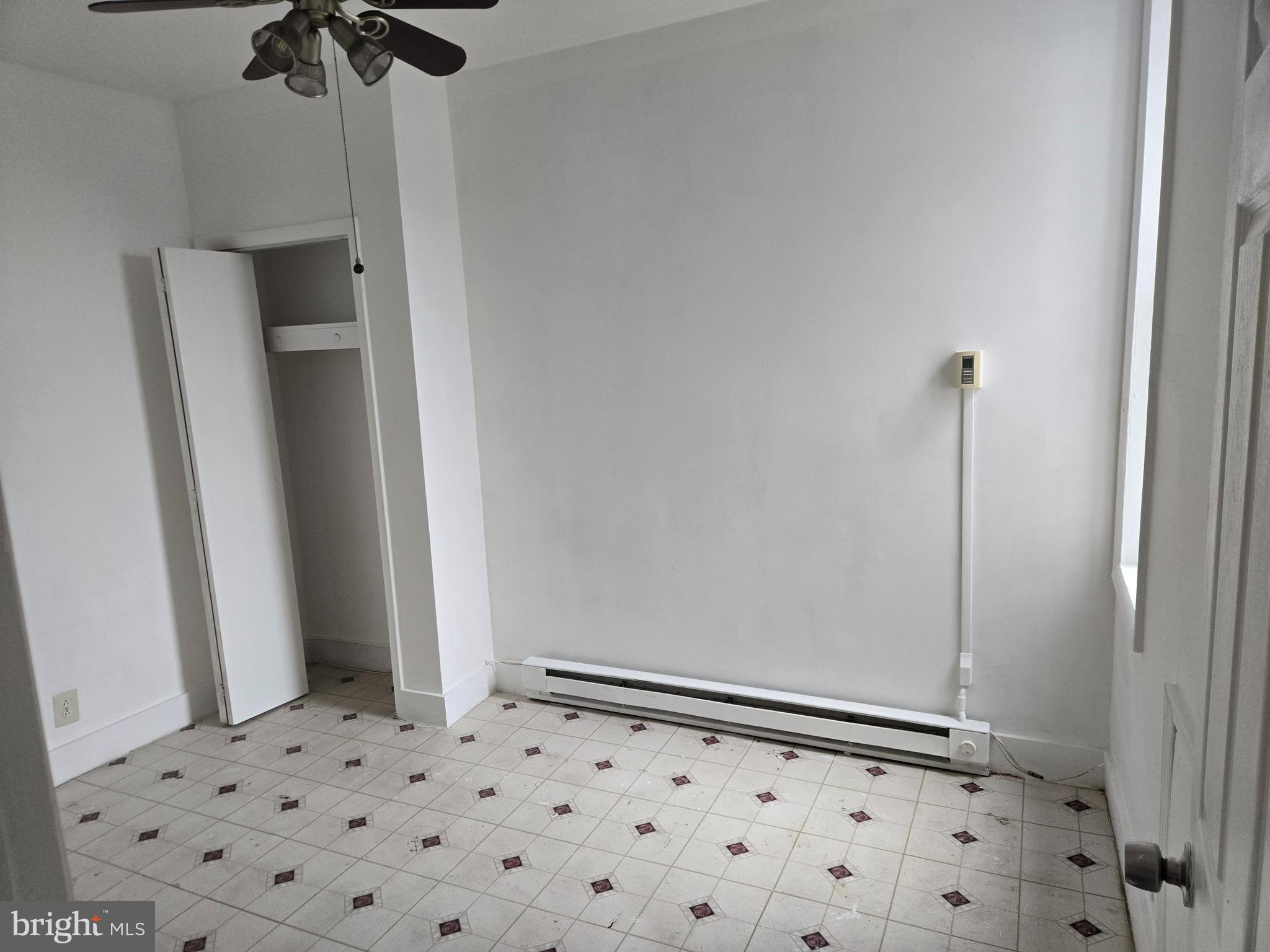 KENSINGTON - Residential