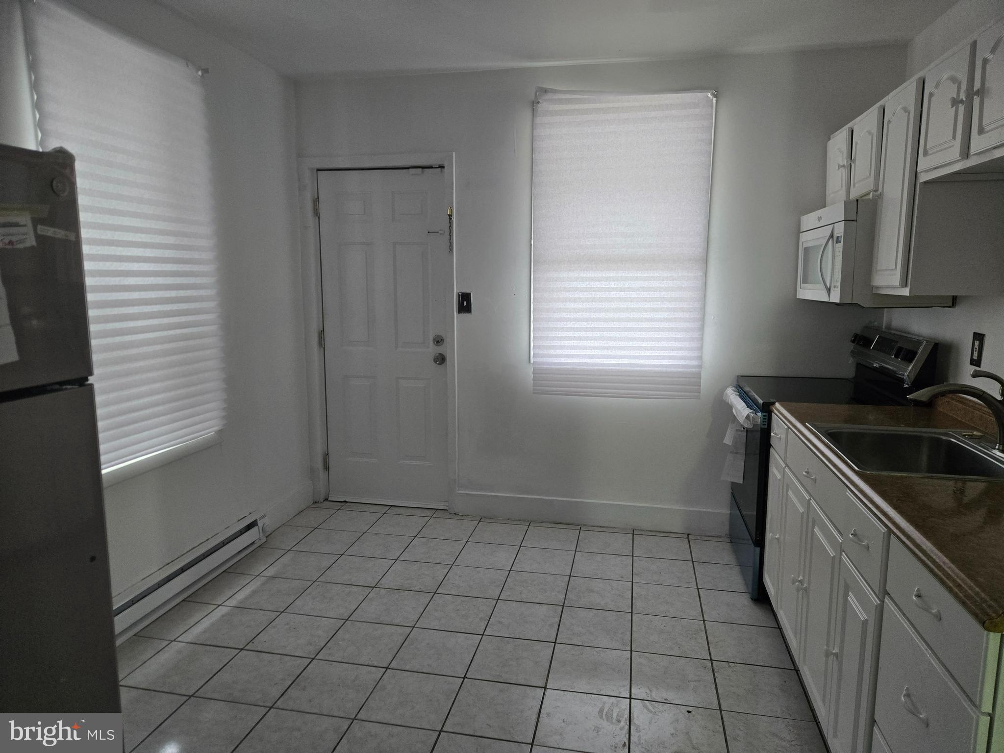 KENSINGTON - Residential