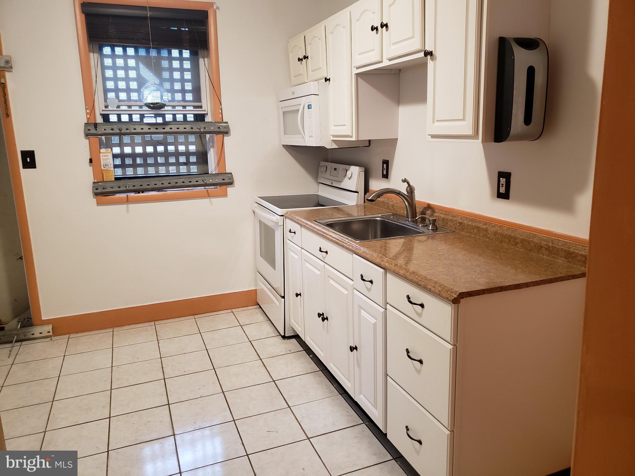 KENSINGTON - Residential