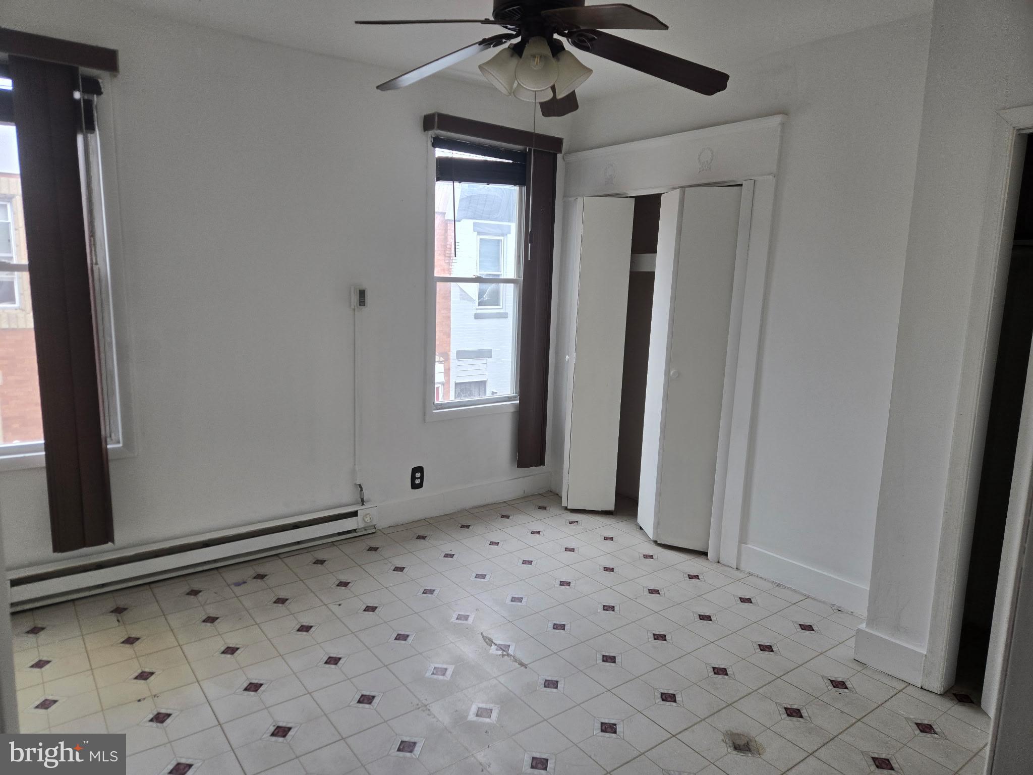 KENSINGTON - Residential