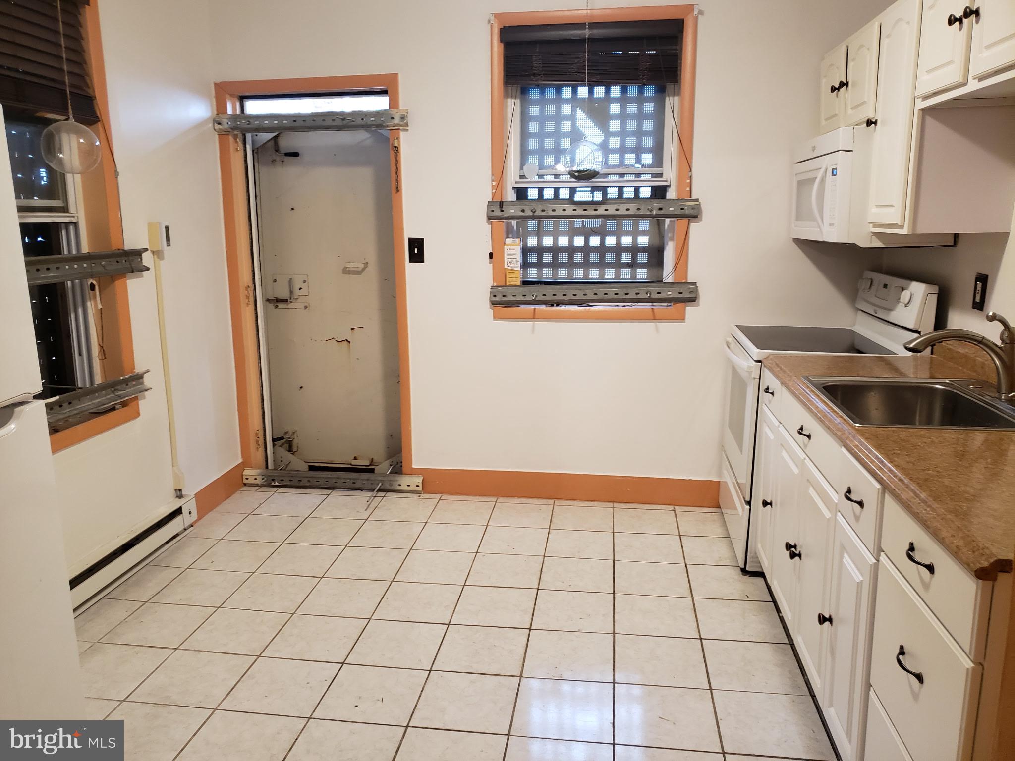 KENSINGTON - Residential