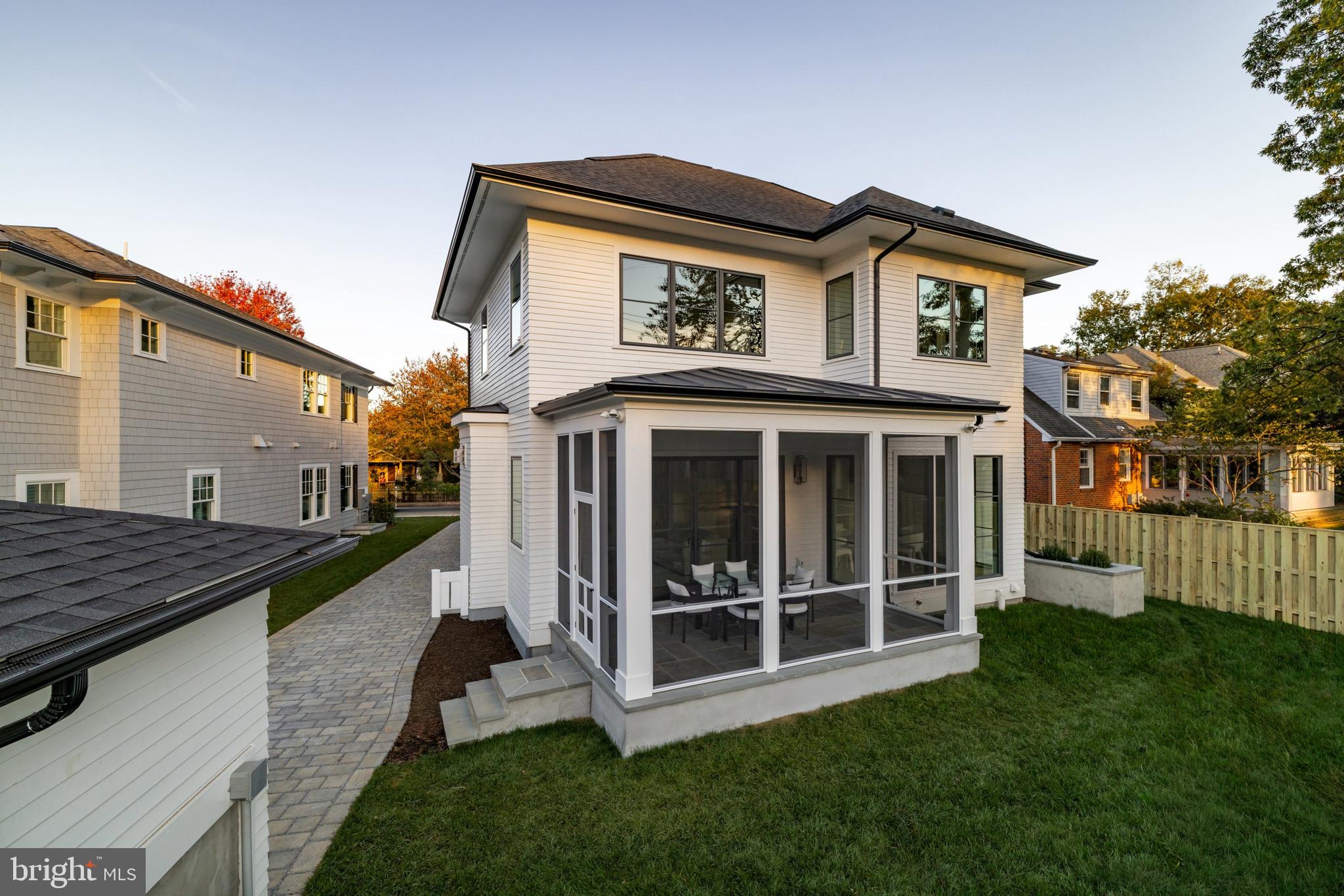 ASHTON HEIGHTS - Residential