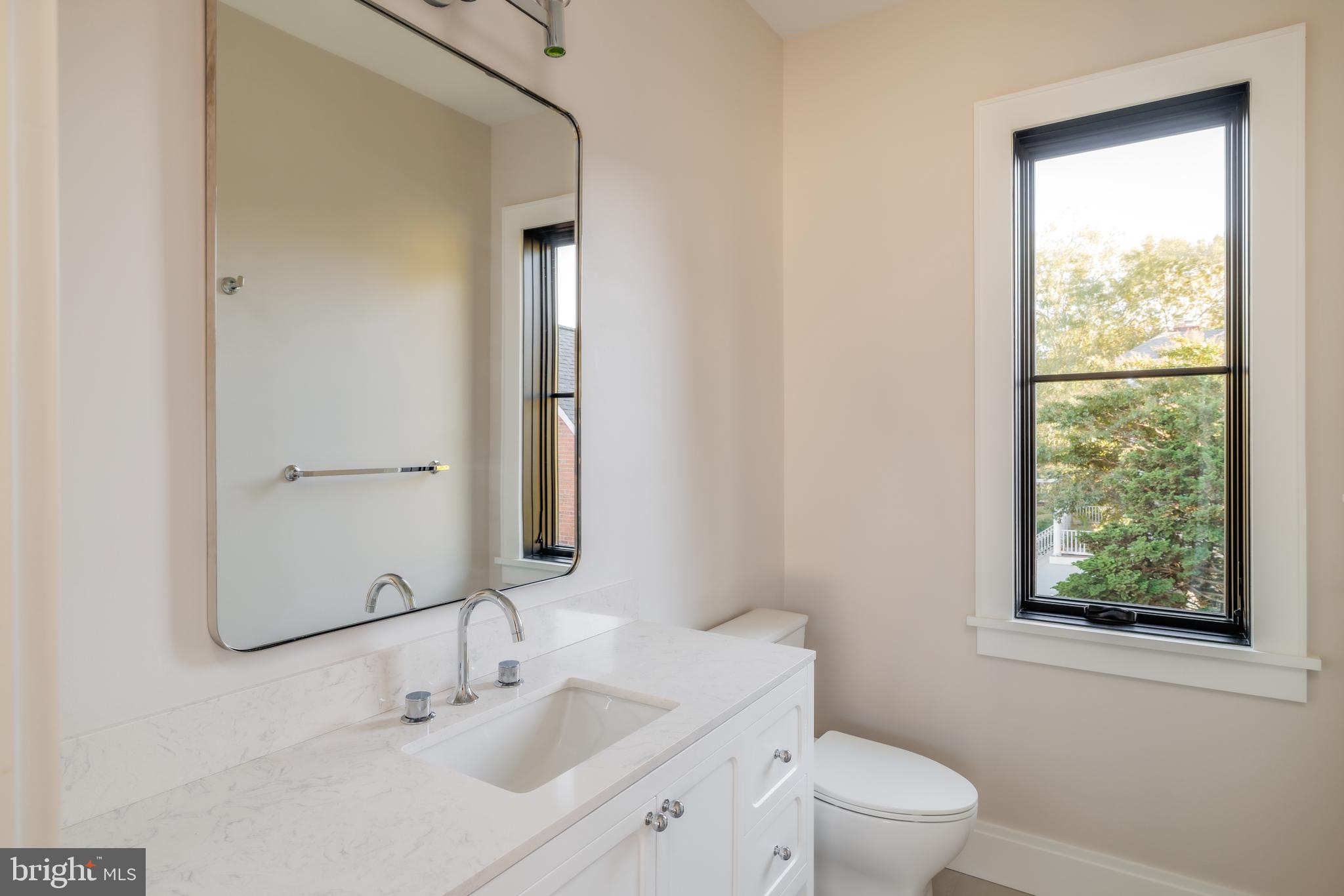 ASHTON HEIGHTS - Residential