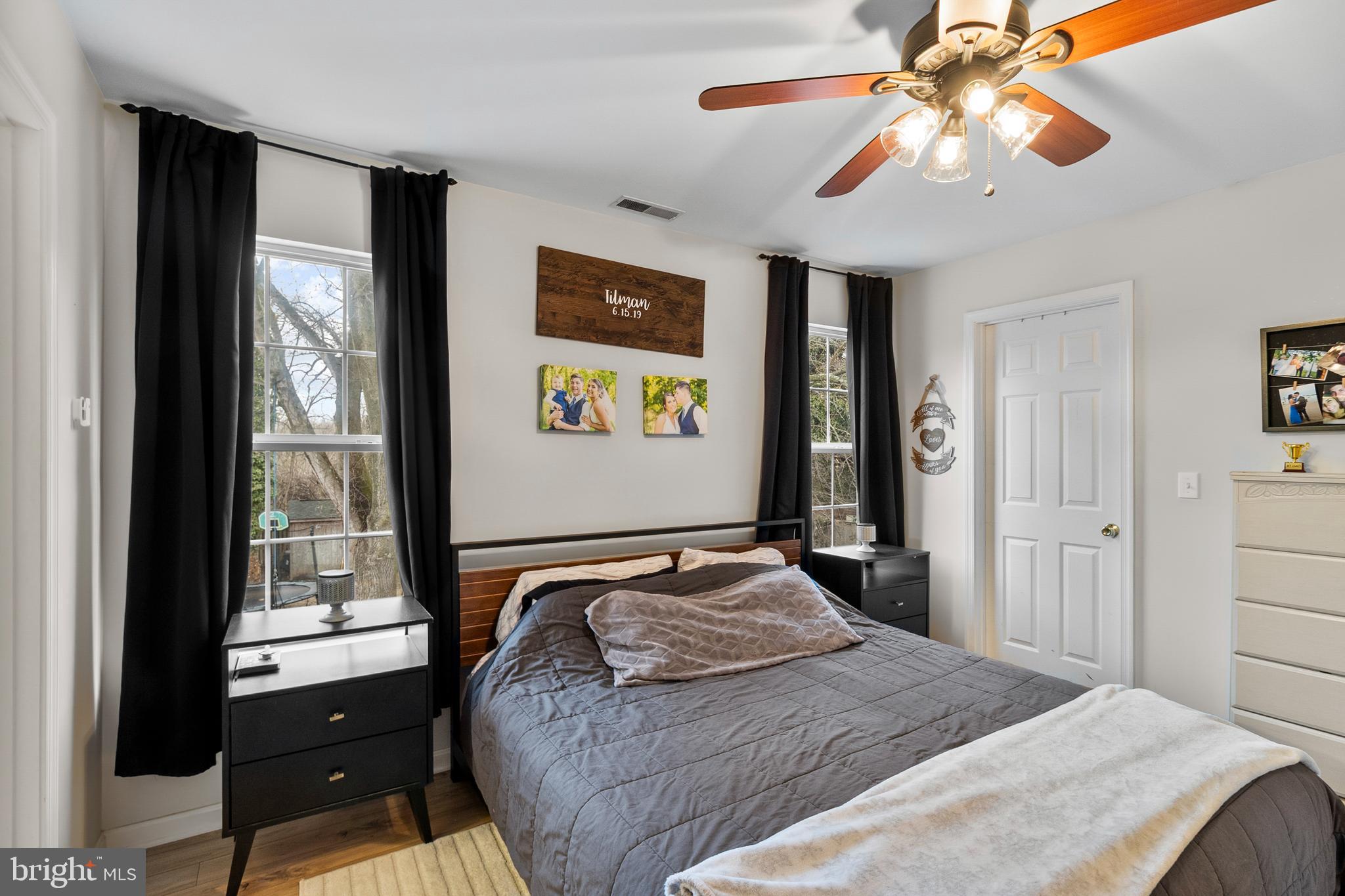 CENTREVILLE - Residential