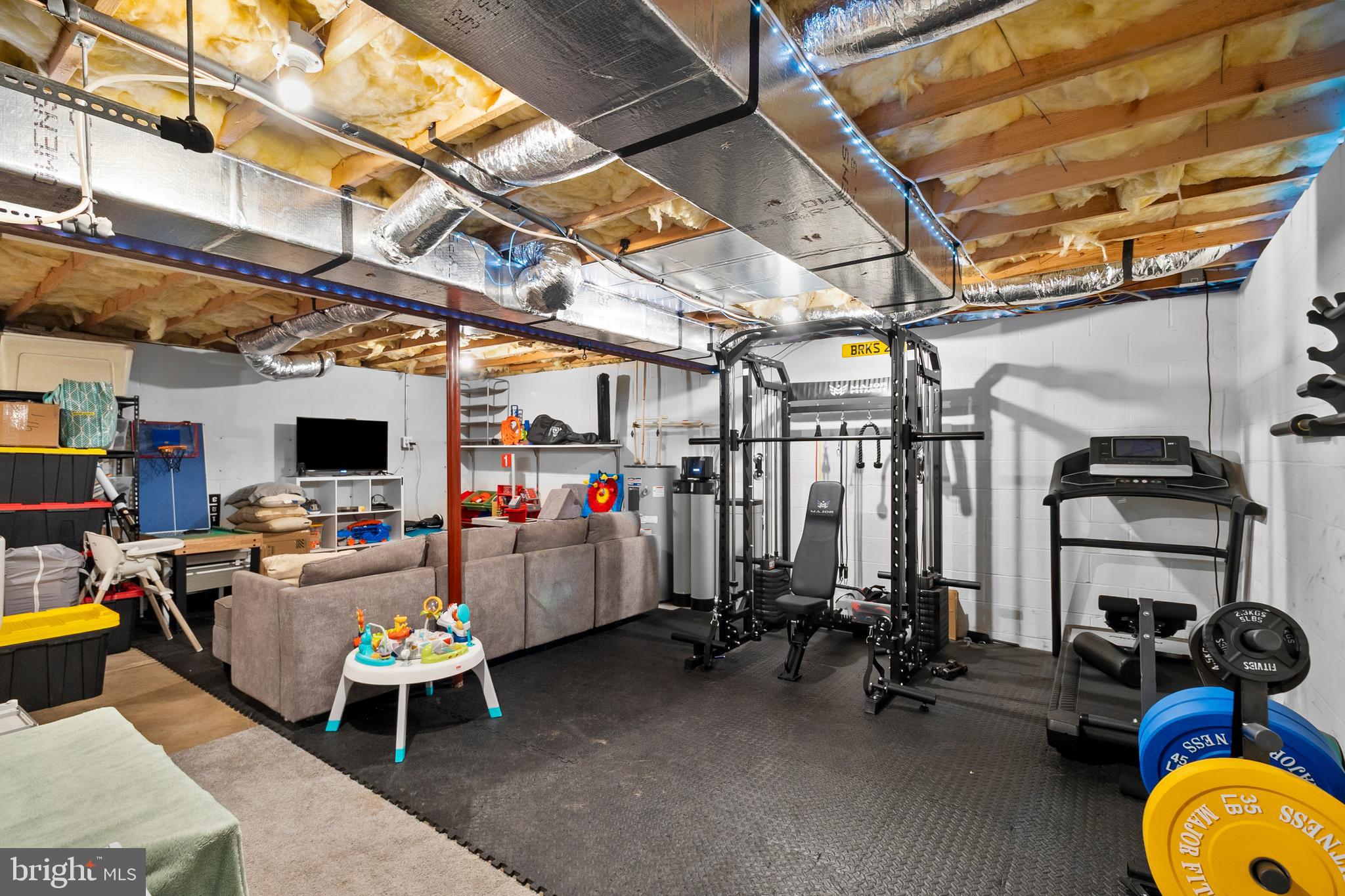 CENTREVILLE - Residential