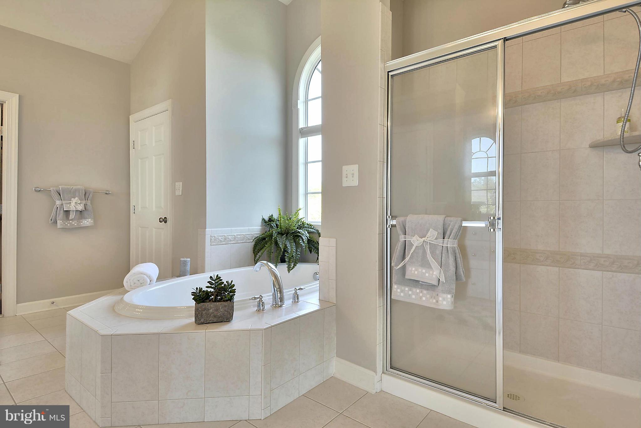 MAPLE RIDGE FARMS - Residential