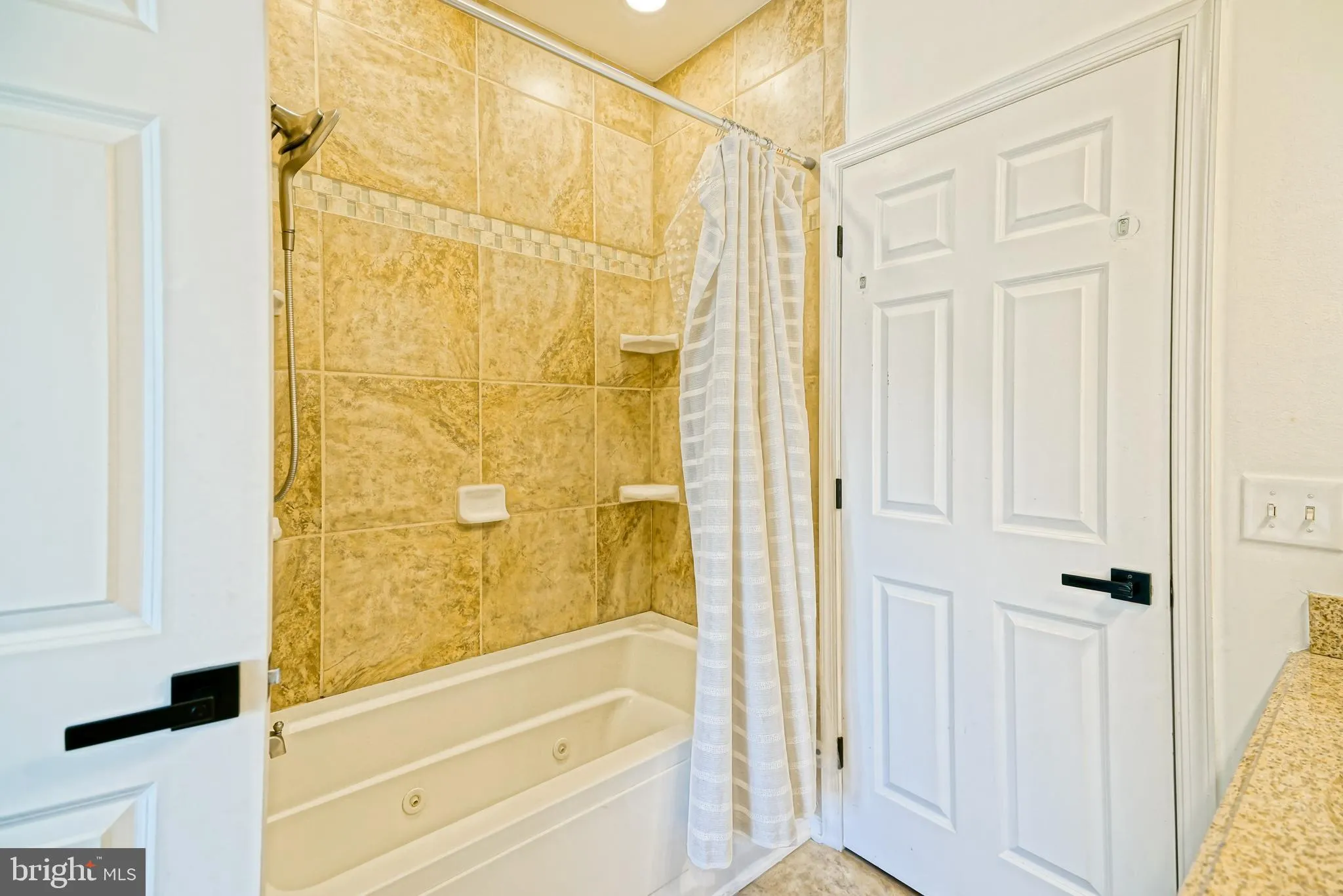 Rehoboth Beach, Delaware 19971, United States, 2 Bedrooms Bedrooms, ,2 BathroomsBathrooms,Residential,Active,200250