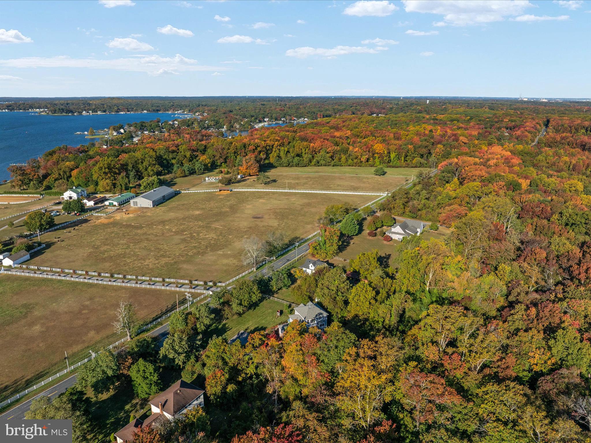 WINDMILL POINT - Residential