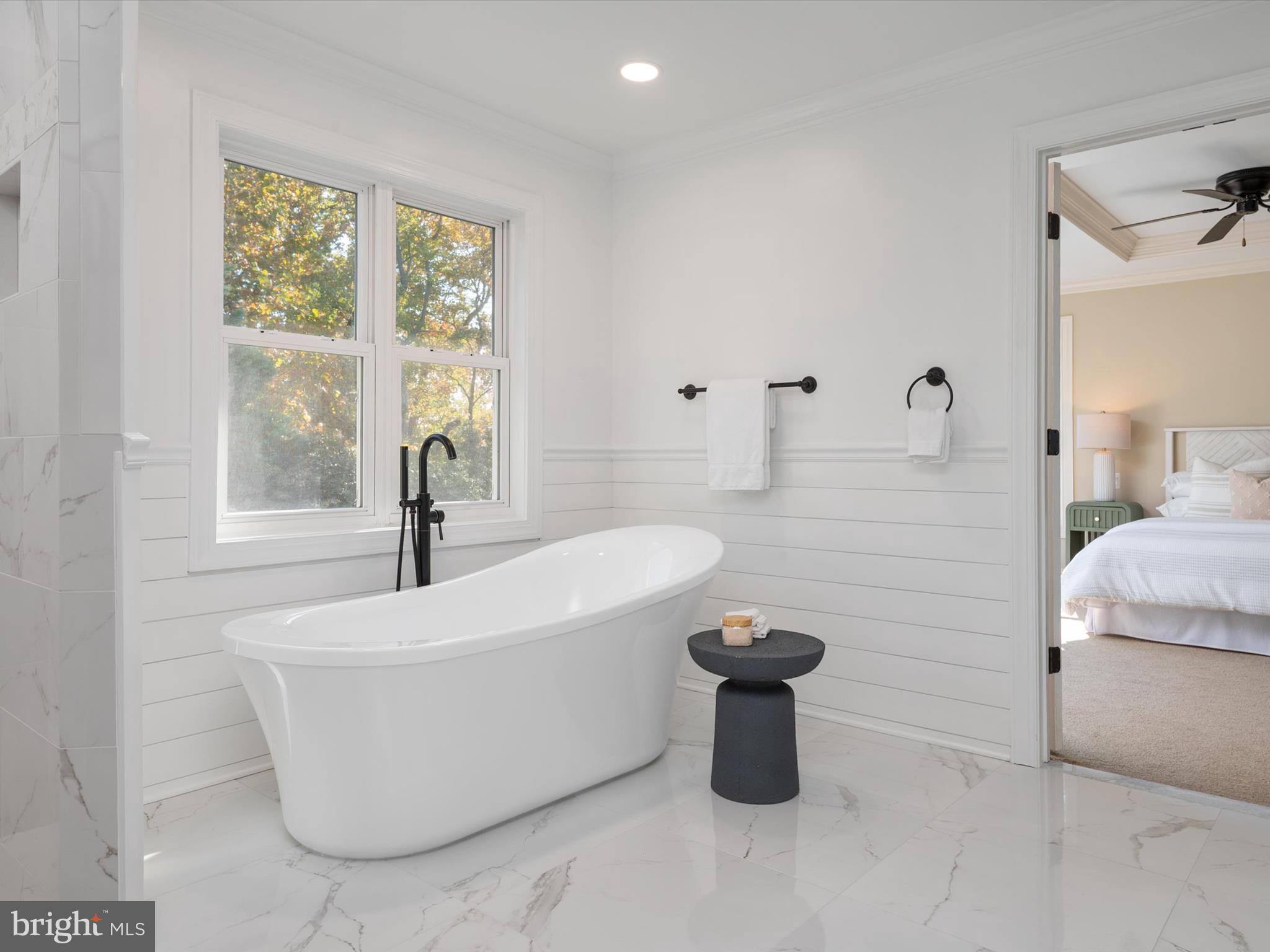 WINDMILL POINT - Residential