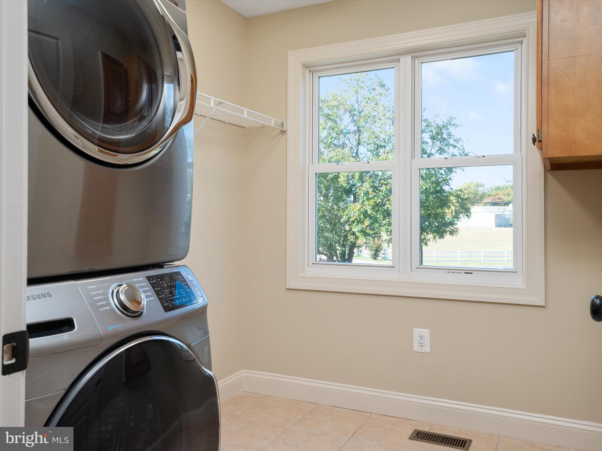 WINDMILL POINT - Residential