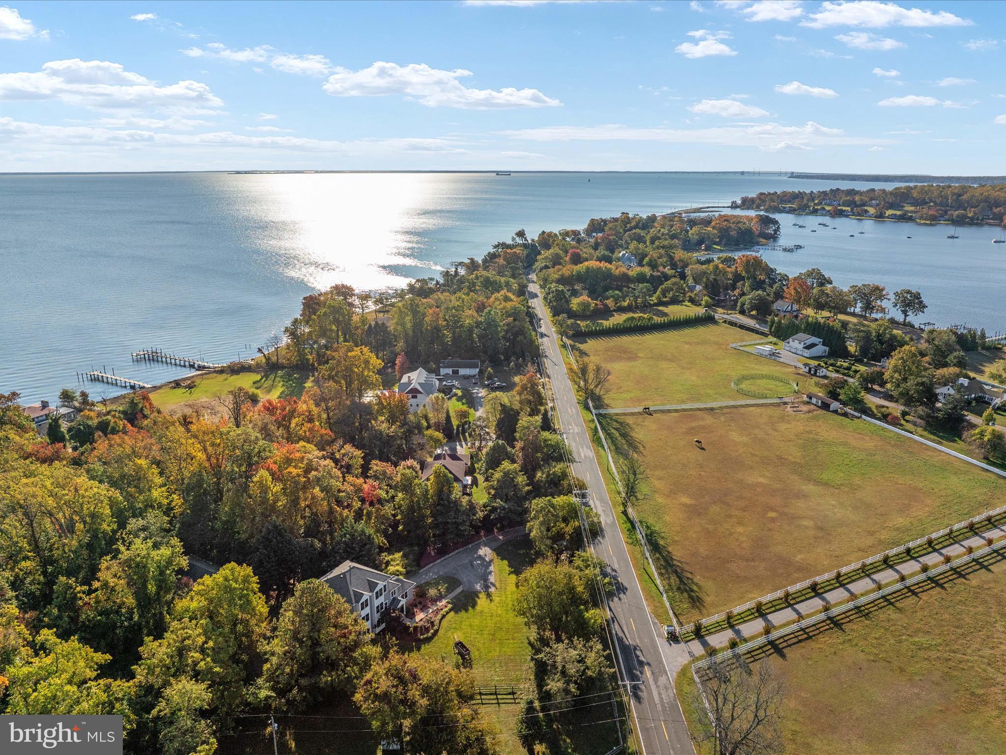 WINDMILL POINT - Residential