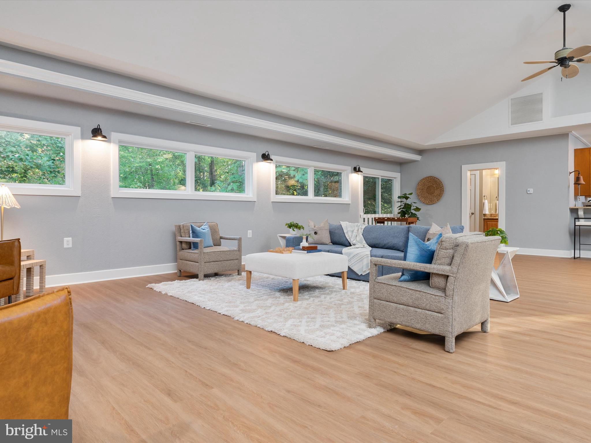 WINDMILL POINT - Residential