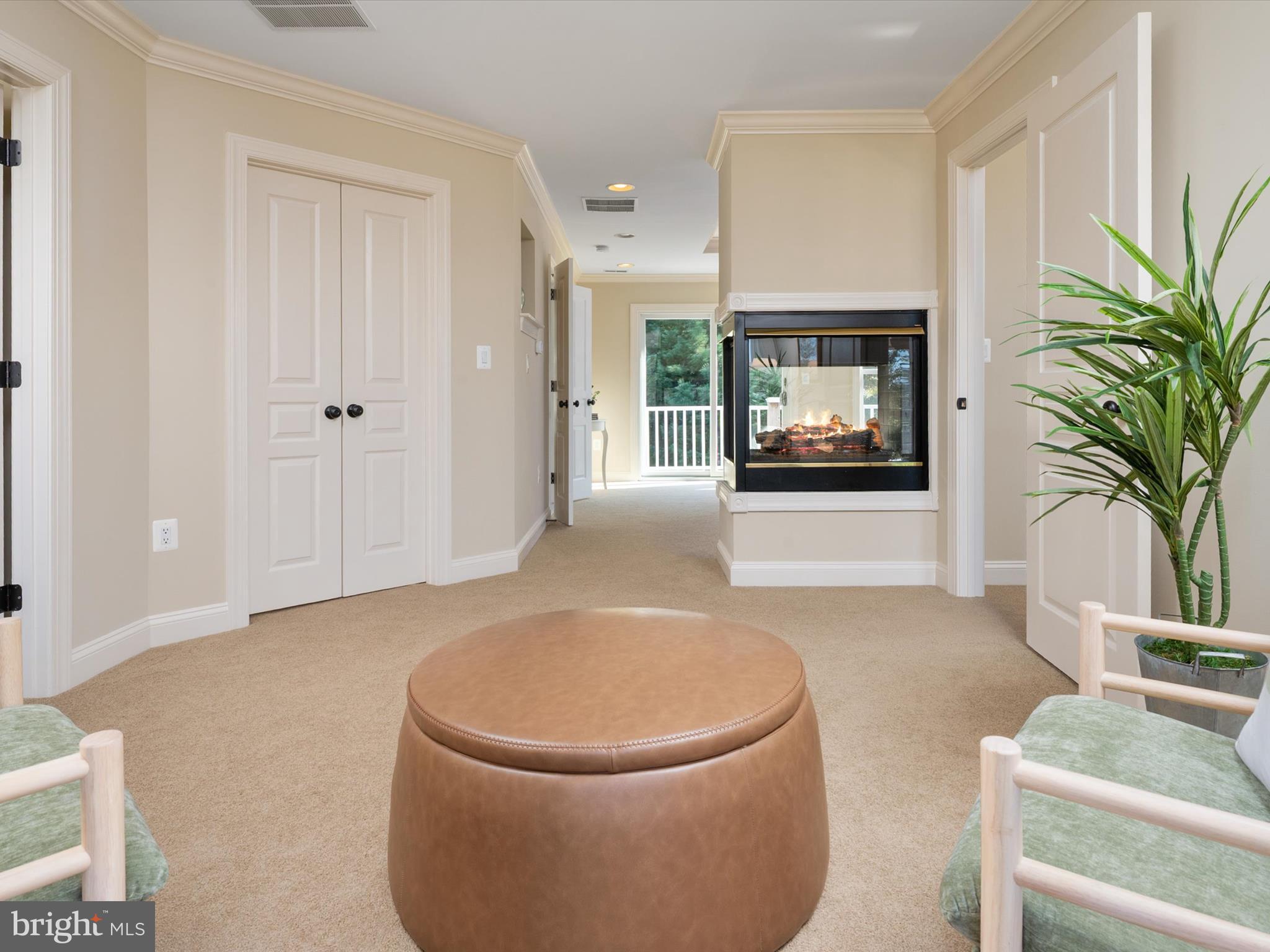 WINDMILL POINT - Residential