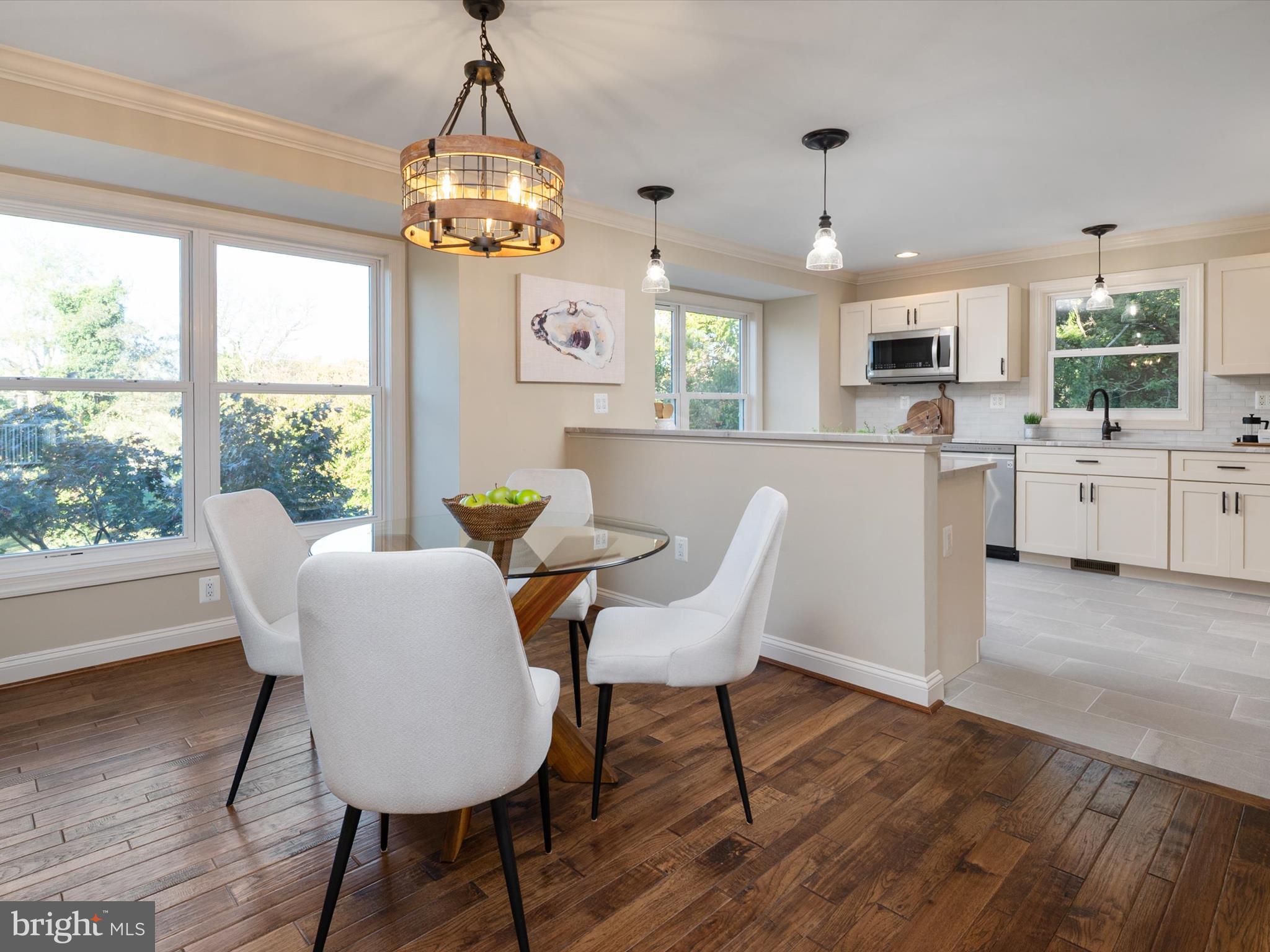 WINDMILL POINT - Residential