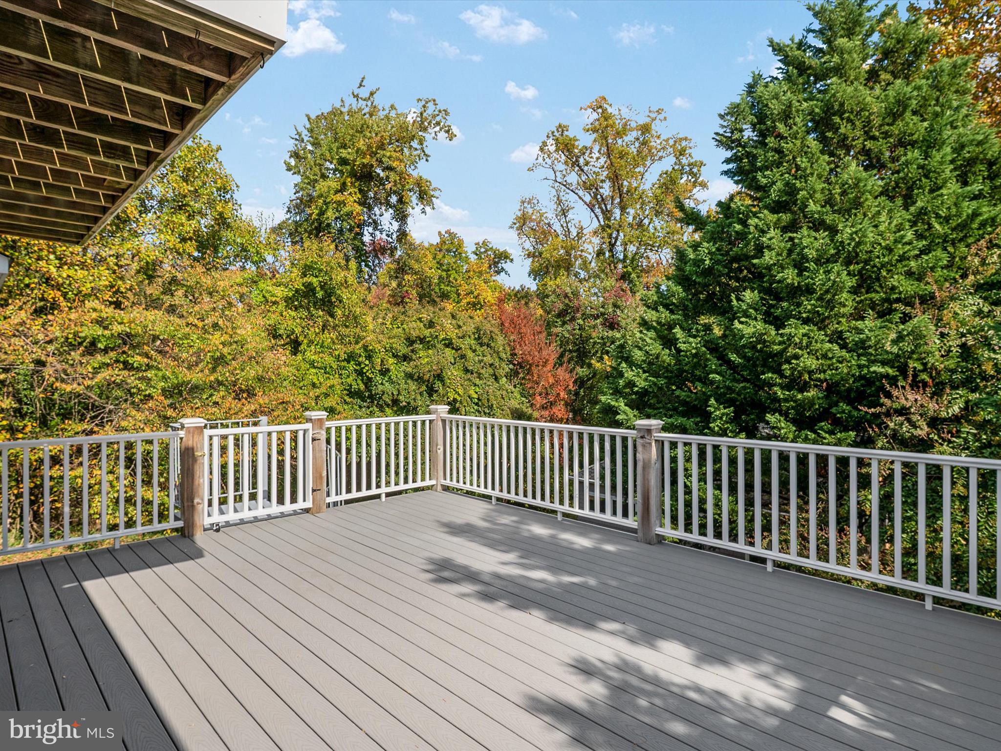 WINDMILL POINT - Residential