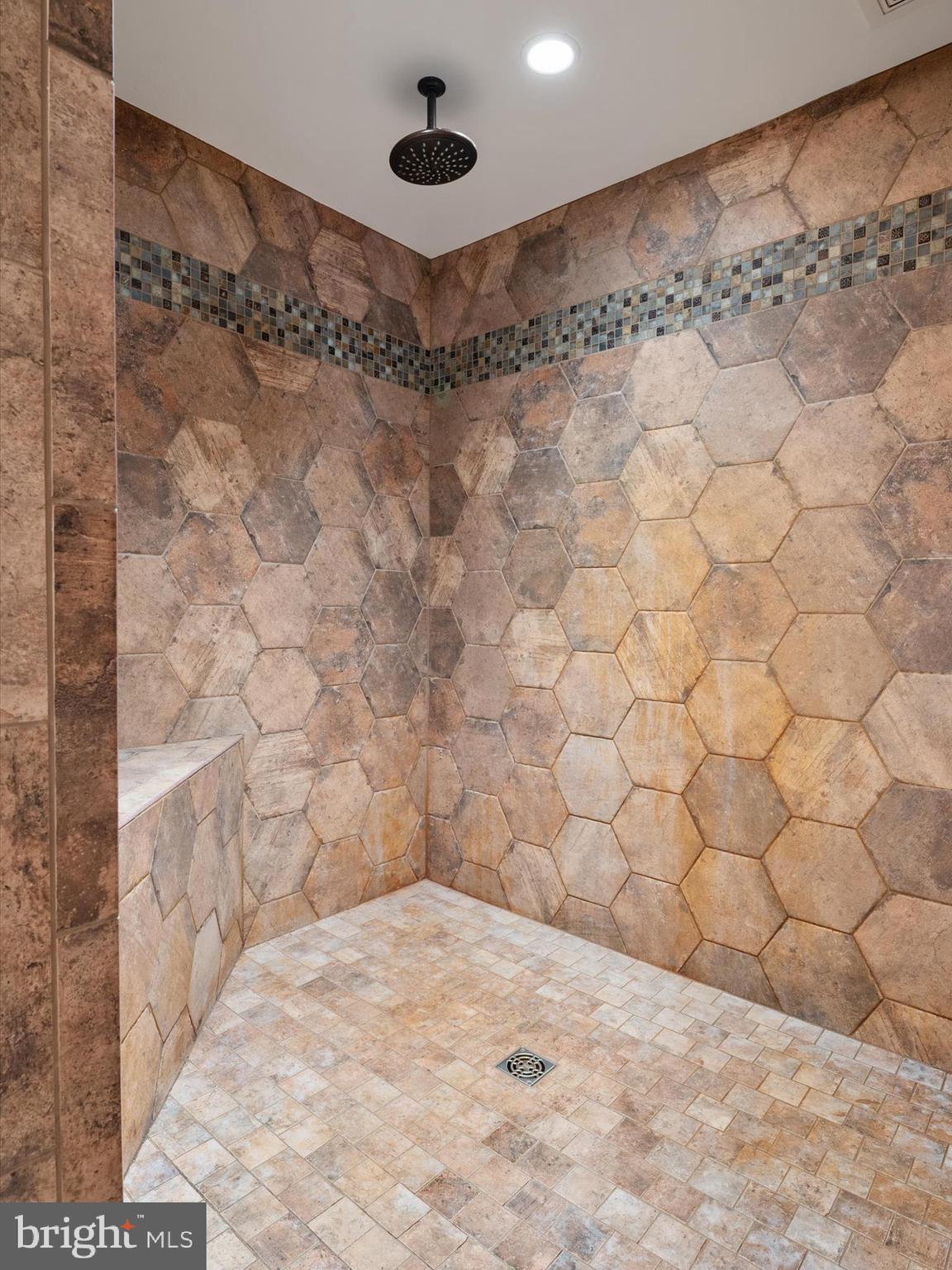 WINDMILL POINT - Residential