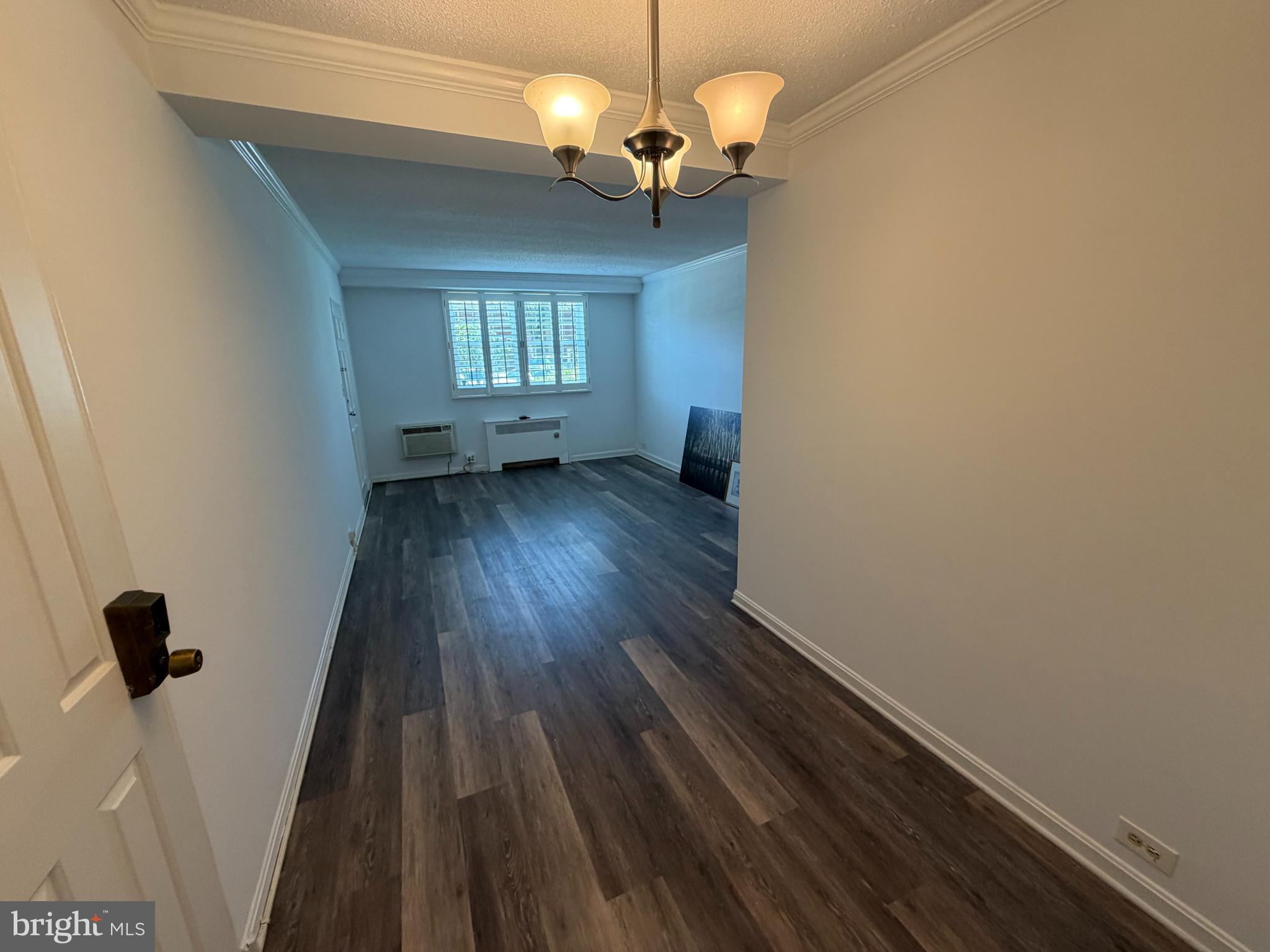 4326 N PERSHING DRIVE 43261