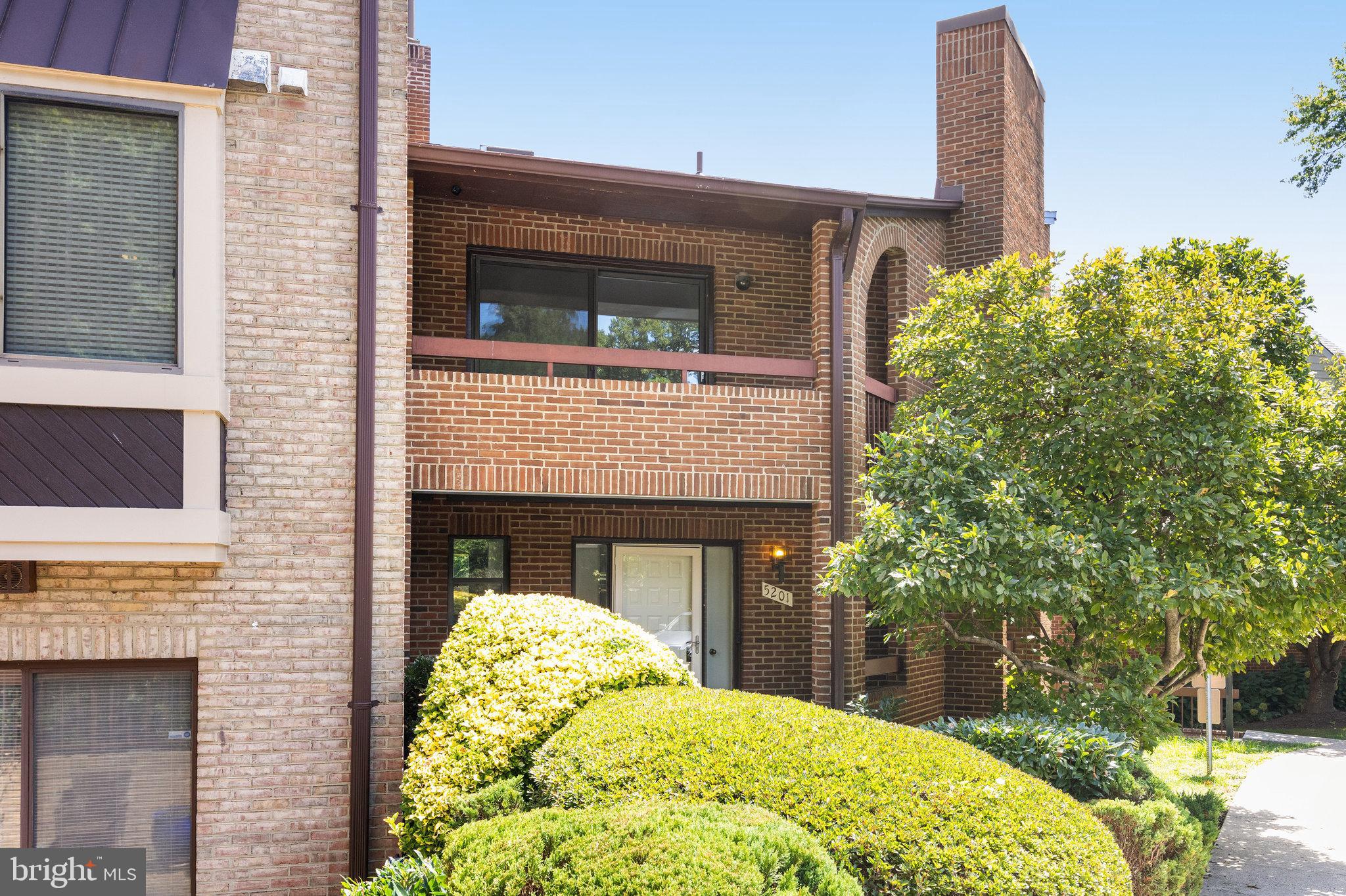 GROSVENOR MEWS - Residential