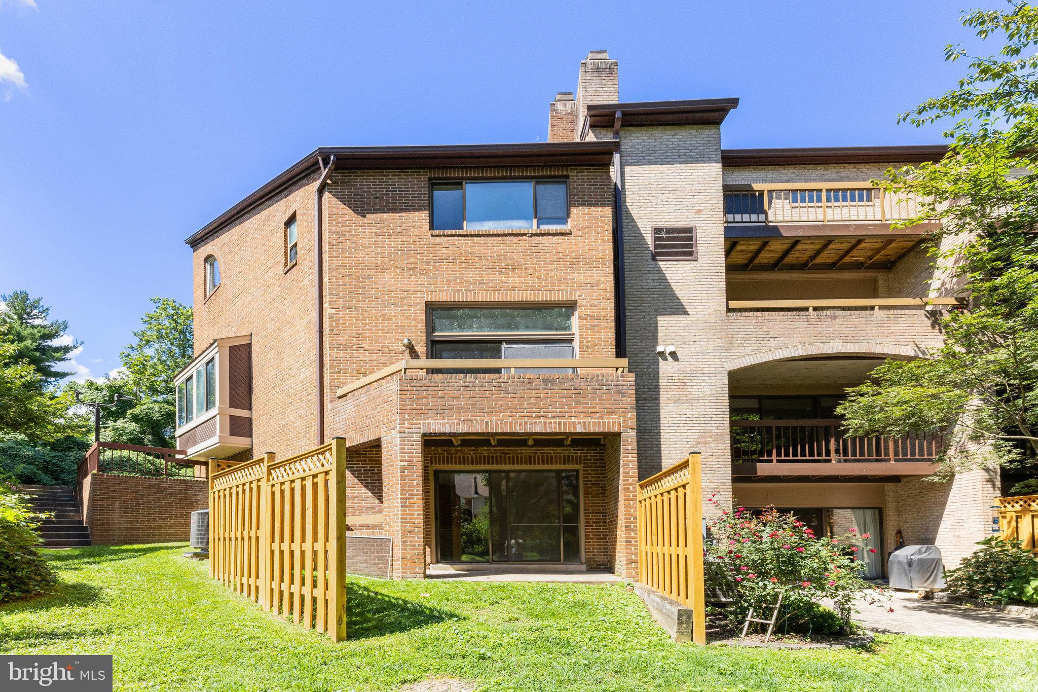 GROSVENOR MEWS - Residential