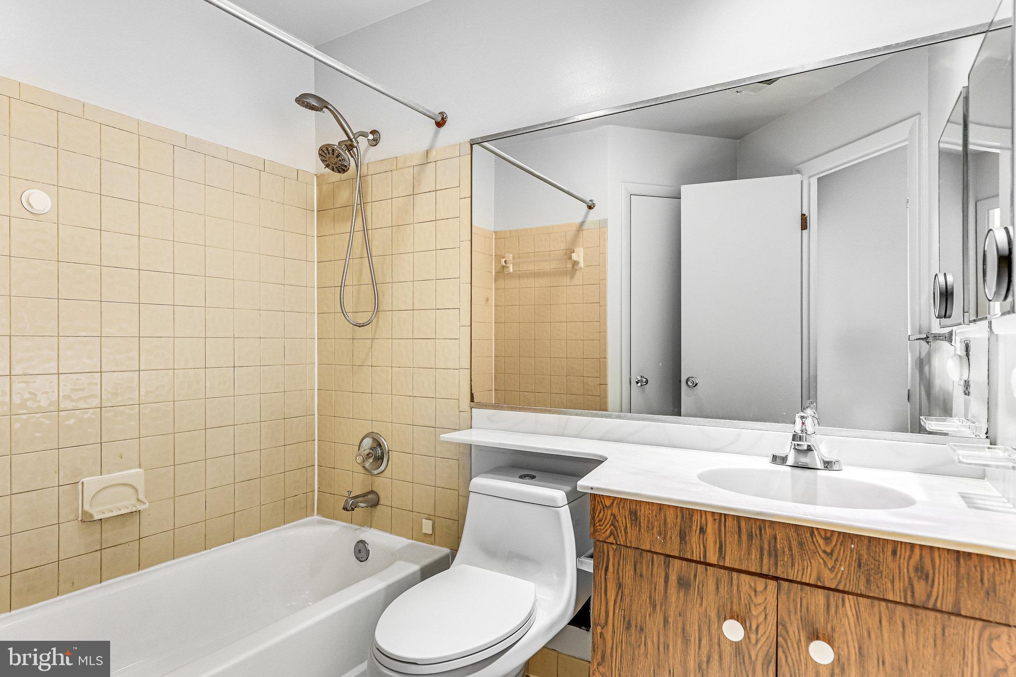 GROSVENOR MEWS - Residential