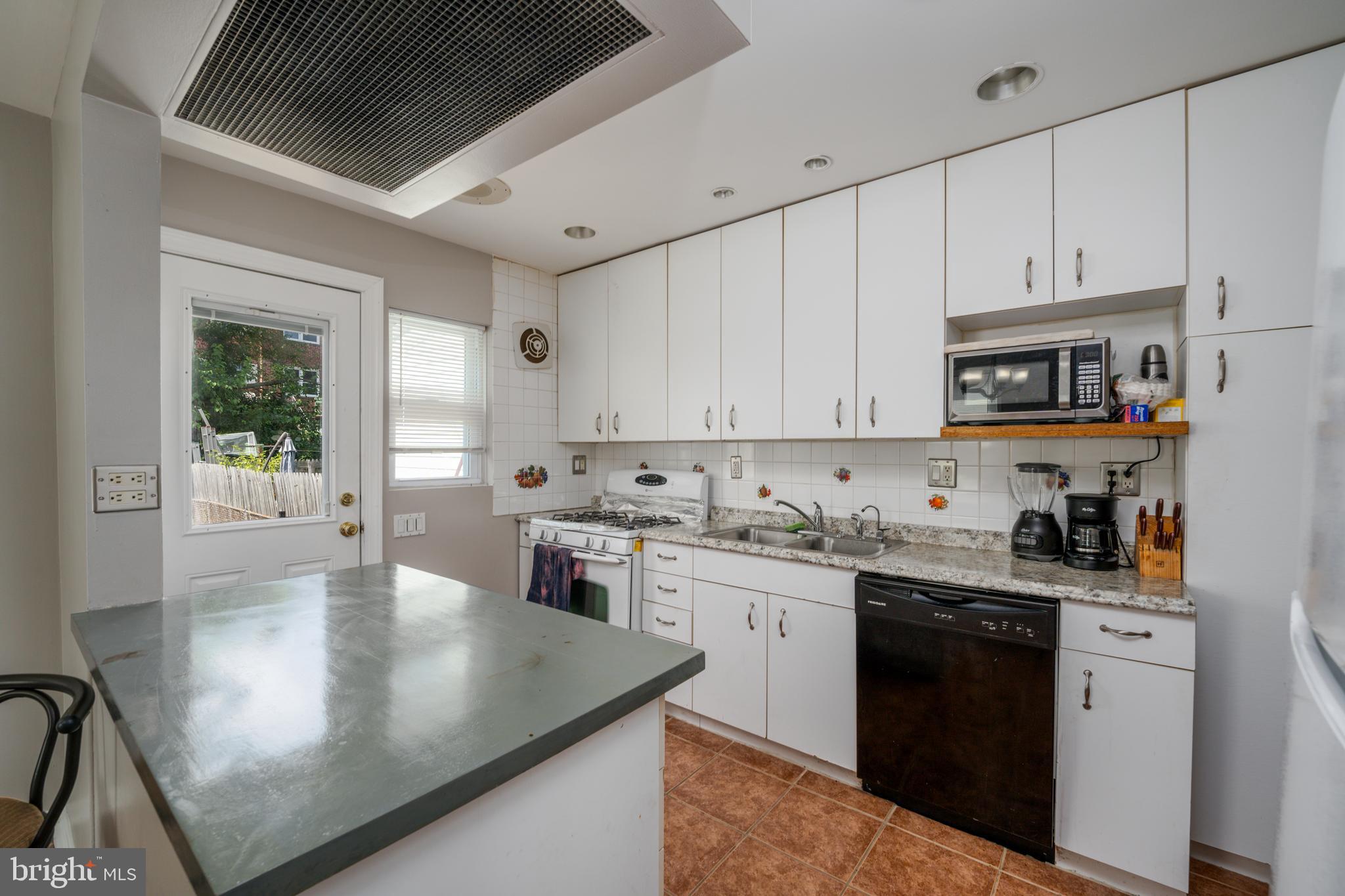 OAKLEIGH - Residential