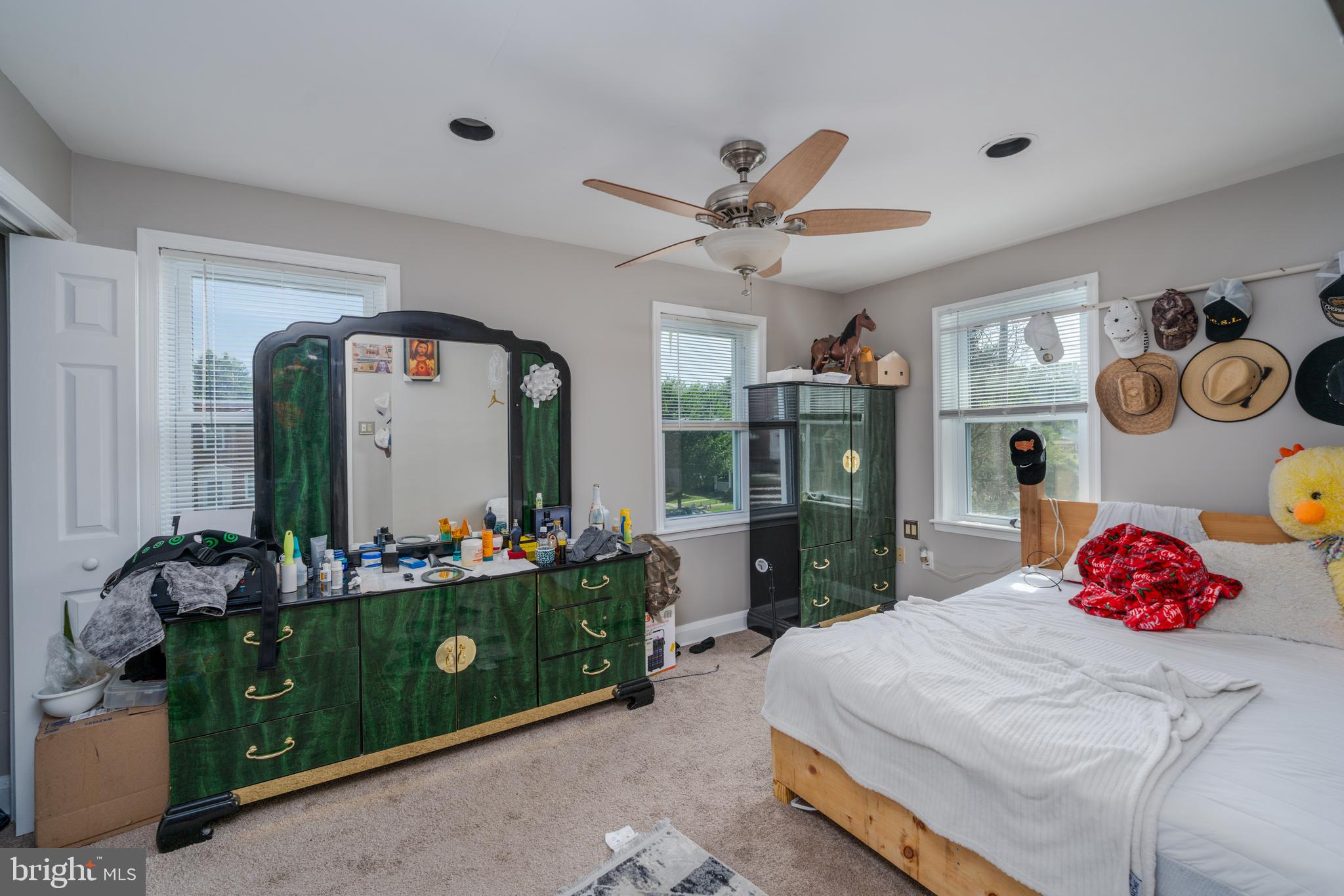 OAKLEIGH - Residential