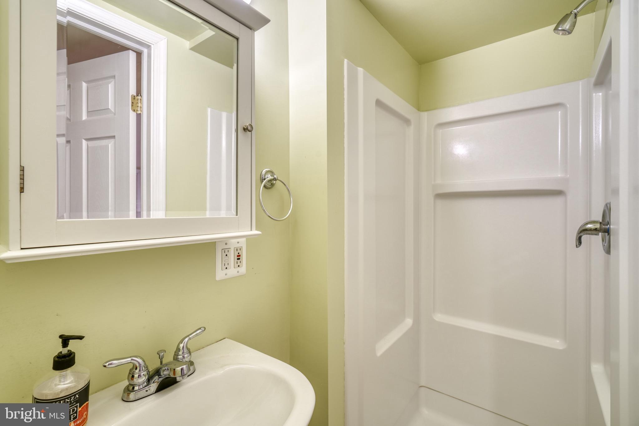 RODGERS FORGE - Residential Lease