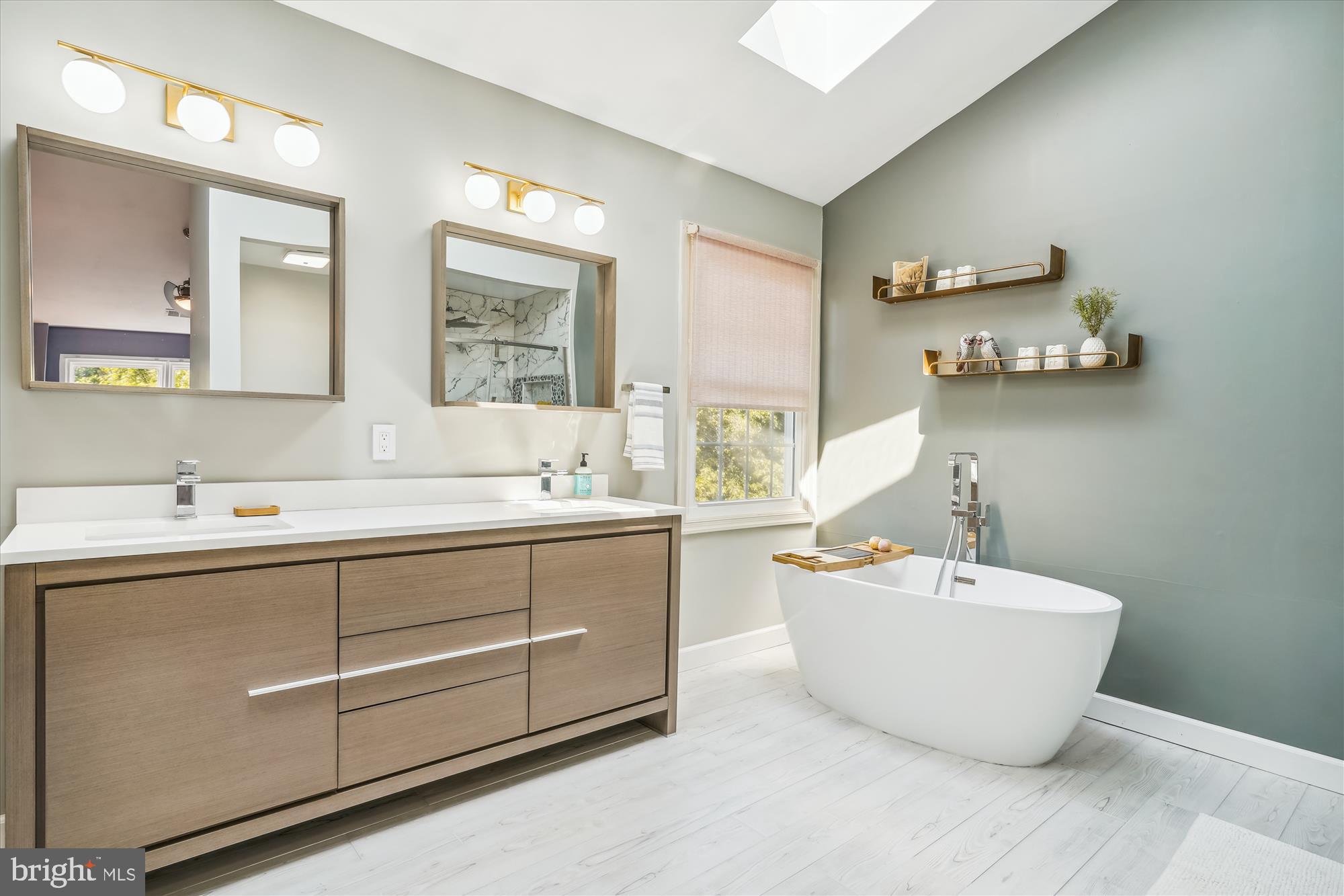 GREEN TRAILS - Residential