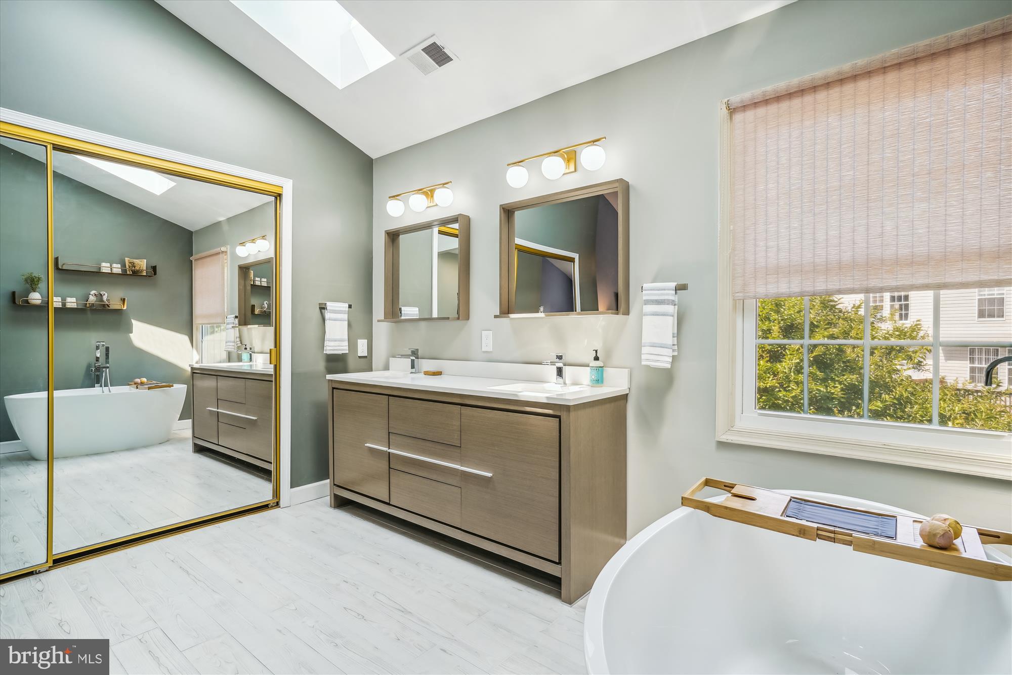 GREEN TRAILS - Residential