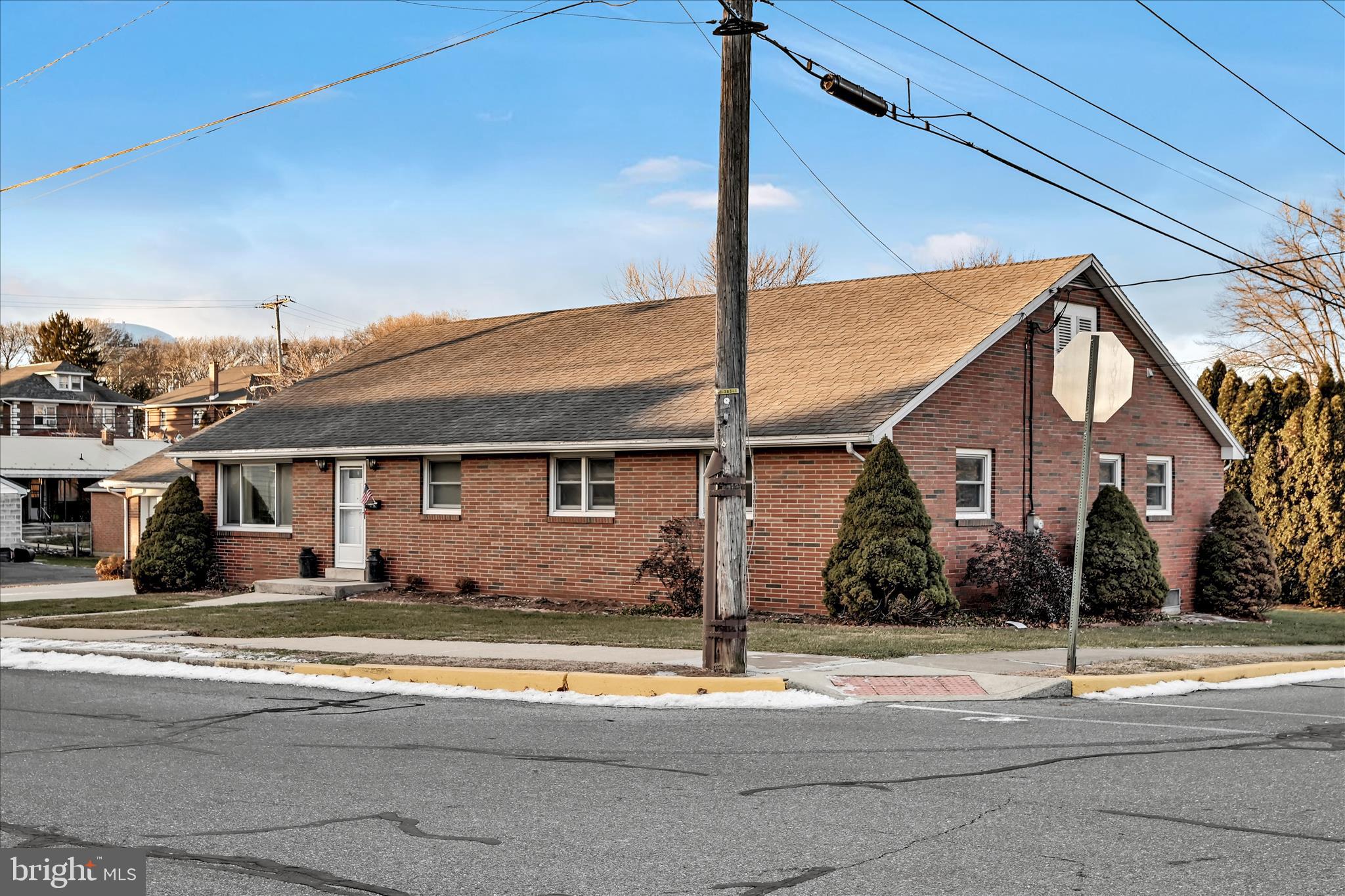 5 E WASHINGTON AVENUE