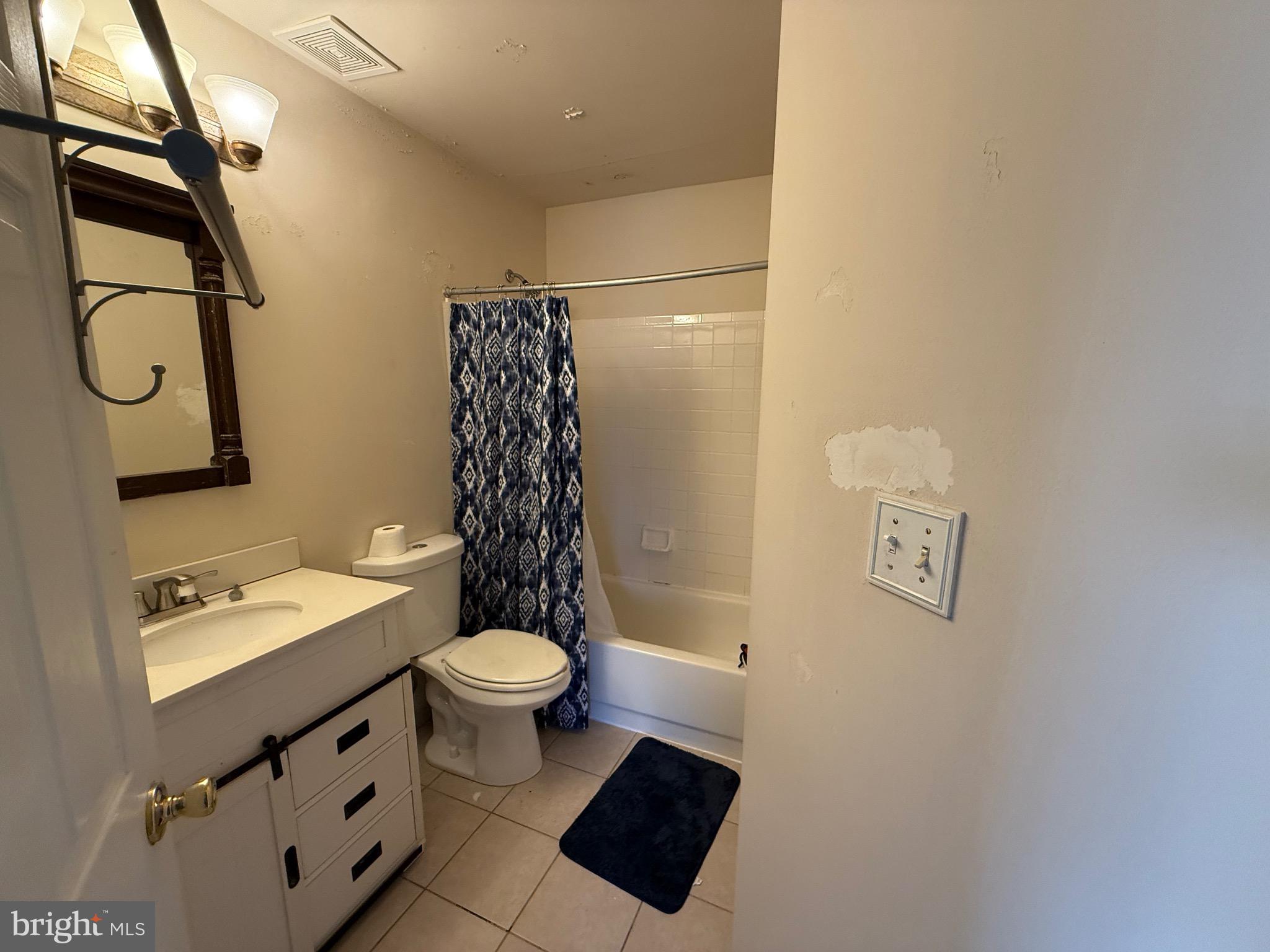 BELMONT STATION - Residential