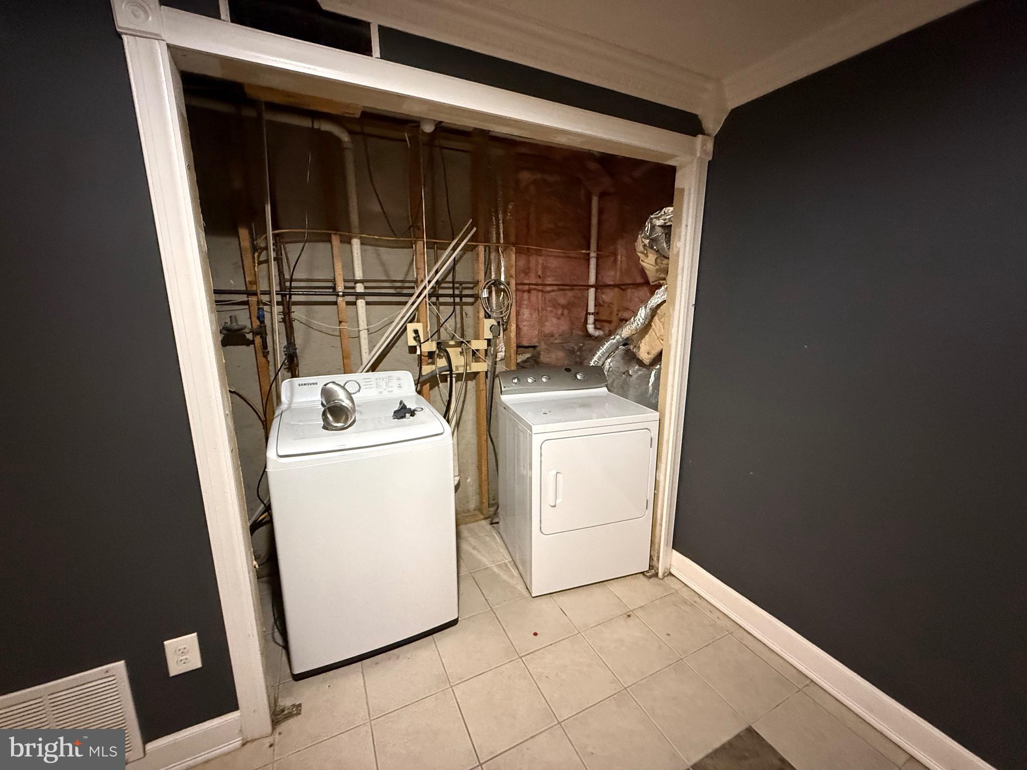 BELMONT STATION - Residential