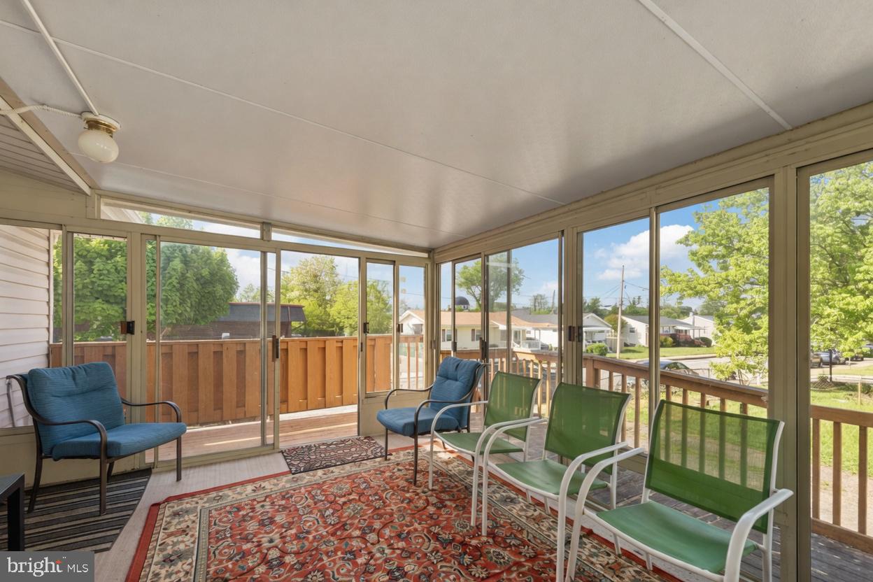 CATONSVILLE MANOR - Residential