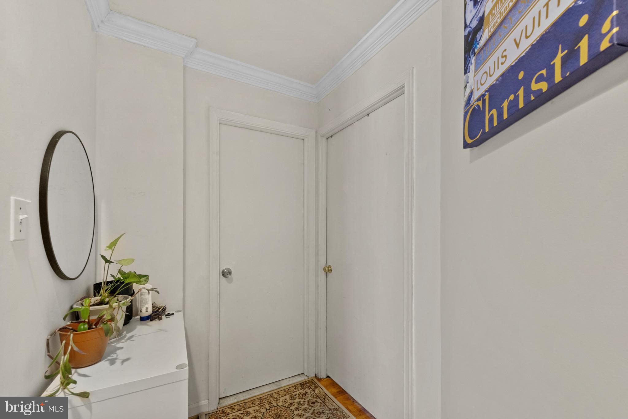 CATONSVILLE MANOR - Residential
