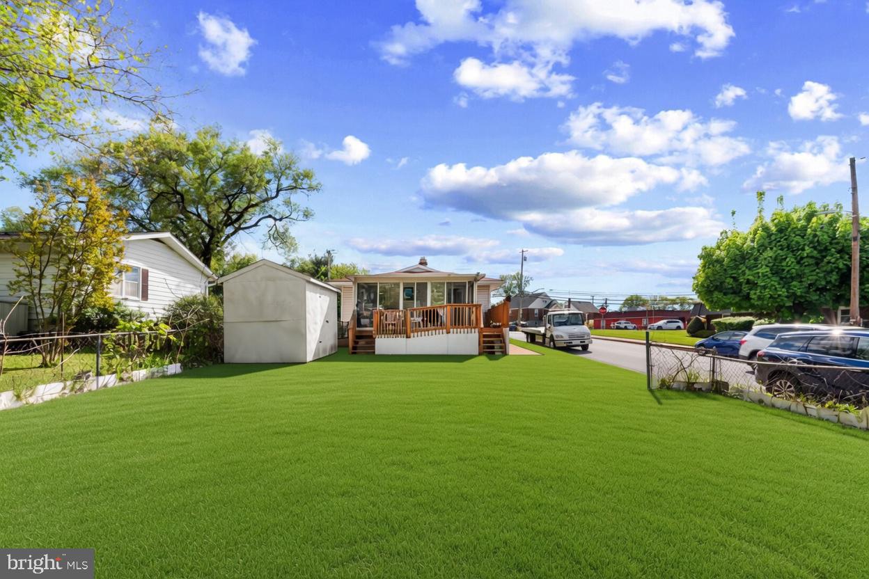 CATONSVILLE MANOR - Residential