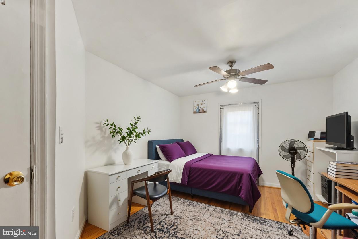 CATONSVILLE MANOR - Residential
