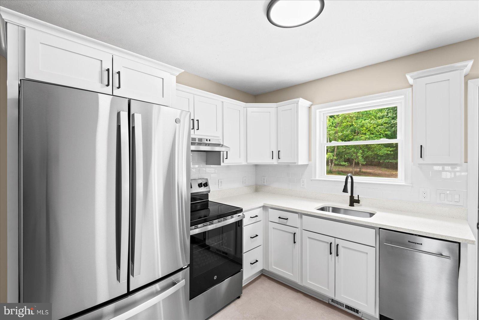 SPRING VALLEY - Residential