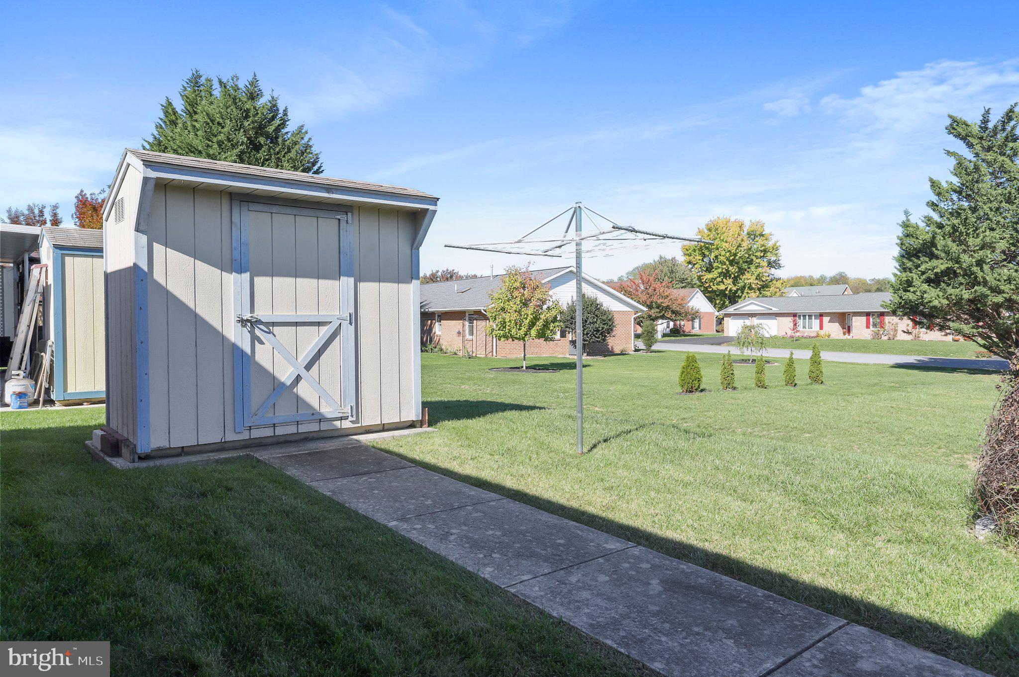 SOUTH POINTE - Residential