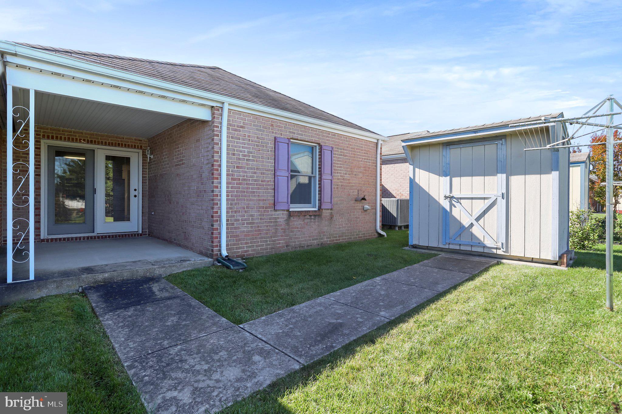 SOUTH POINTE - Residential