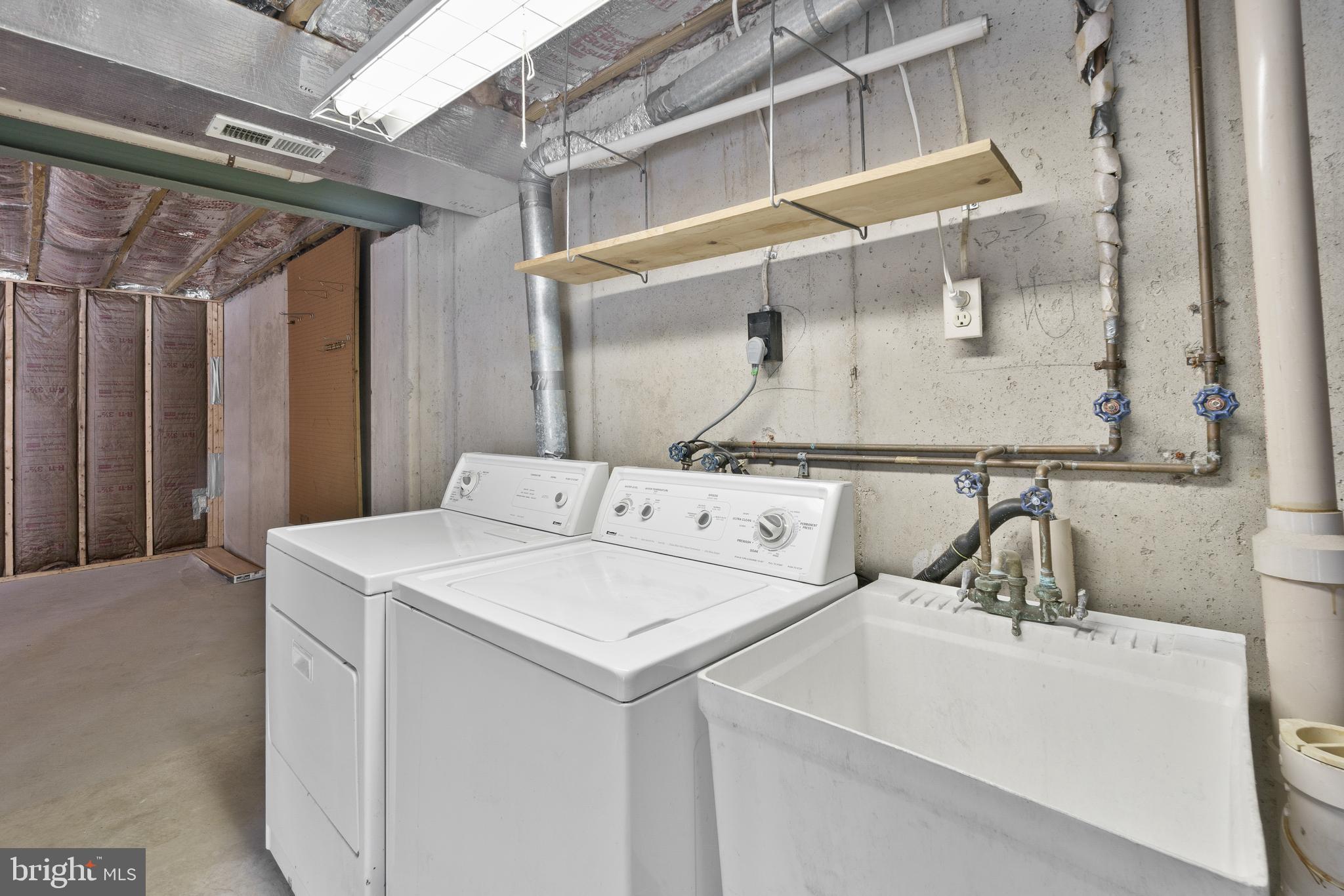 VILLAGE OF OWEN BROWN - Residential