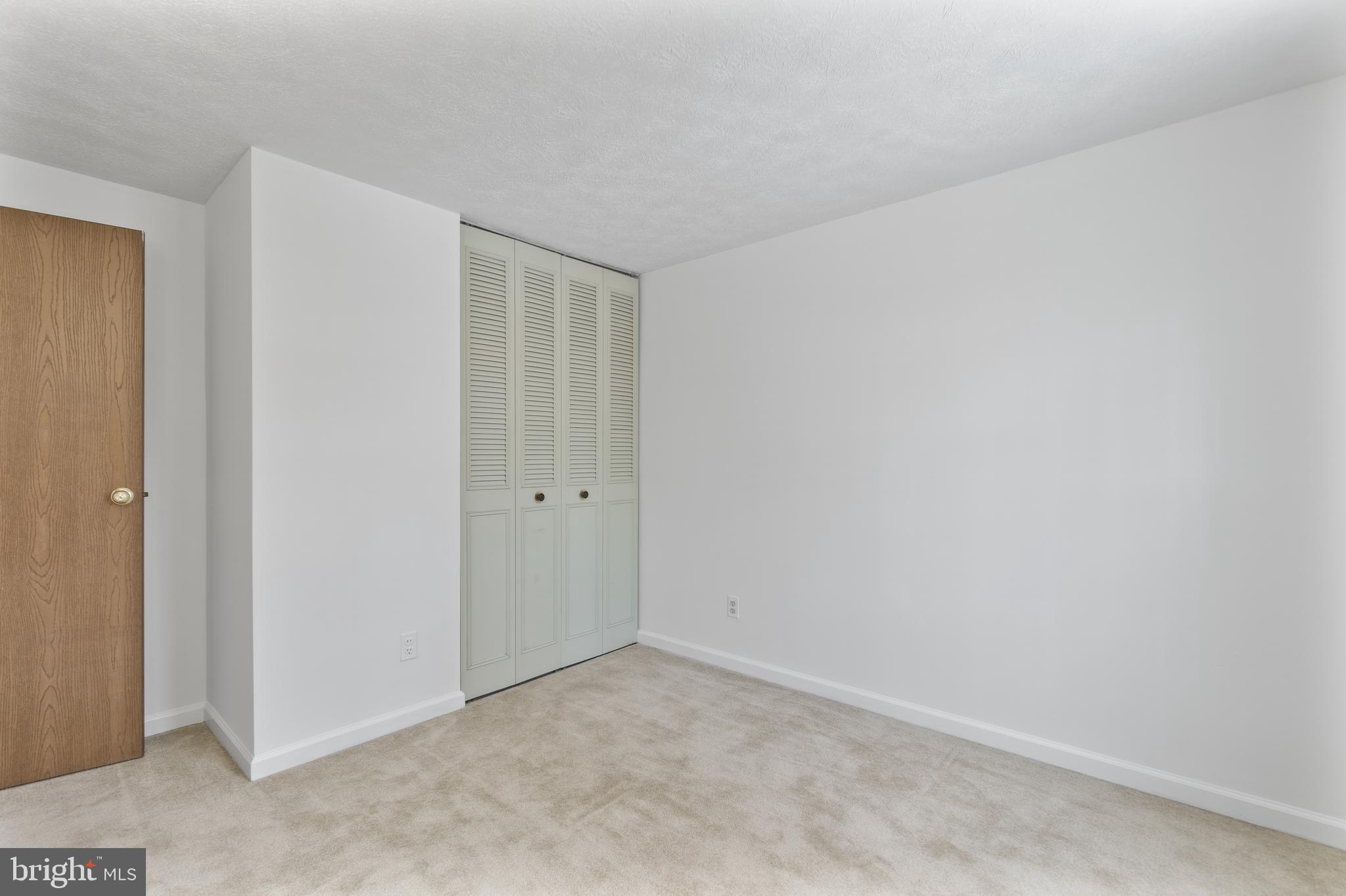 VILLAGE OF OWEN BROWN - Residential