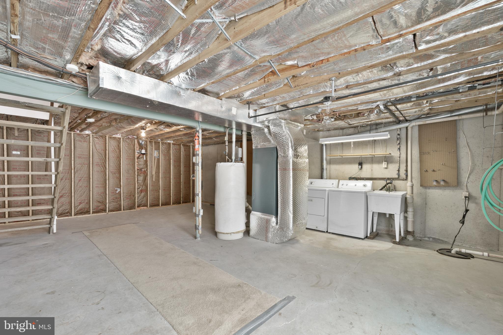 VILLAGE OF OWEN BROWN - Residential