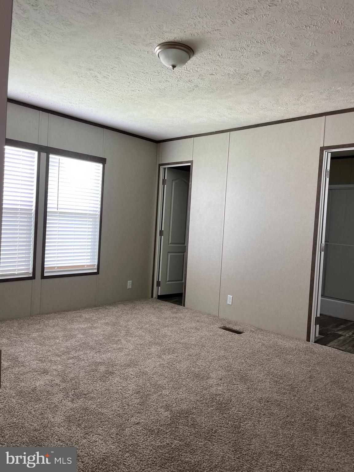 MURRAY MANOR II - Residential