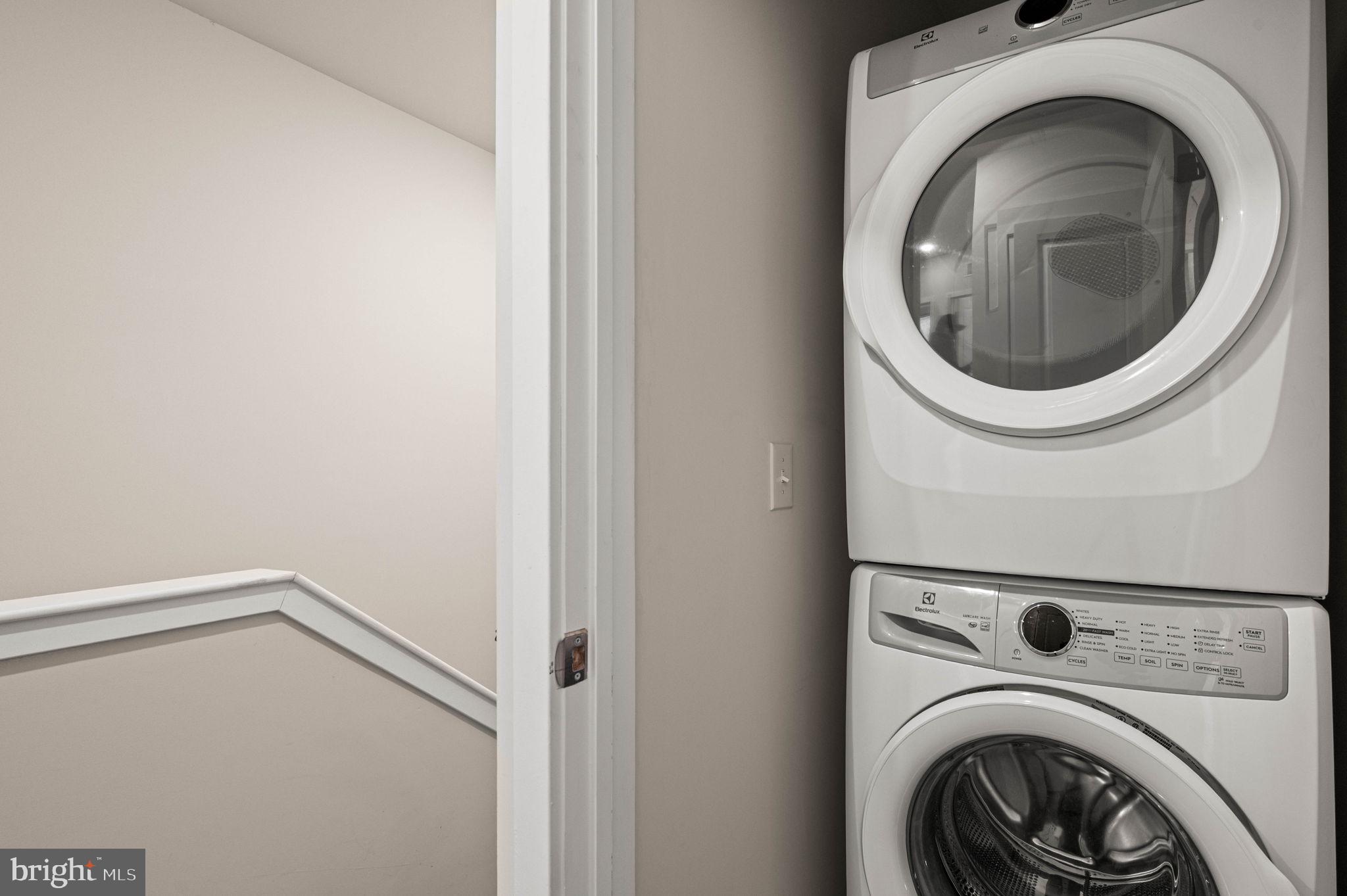 STEELPOINTE - Residential