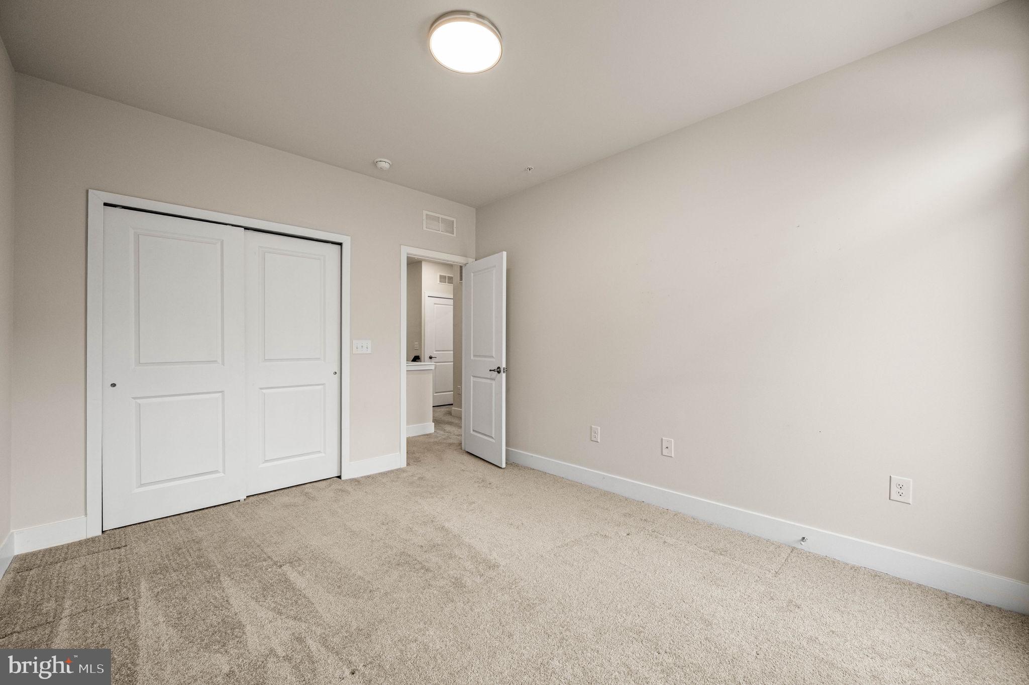 STEELPOINTE - Residential