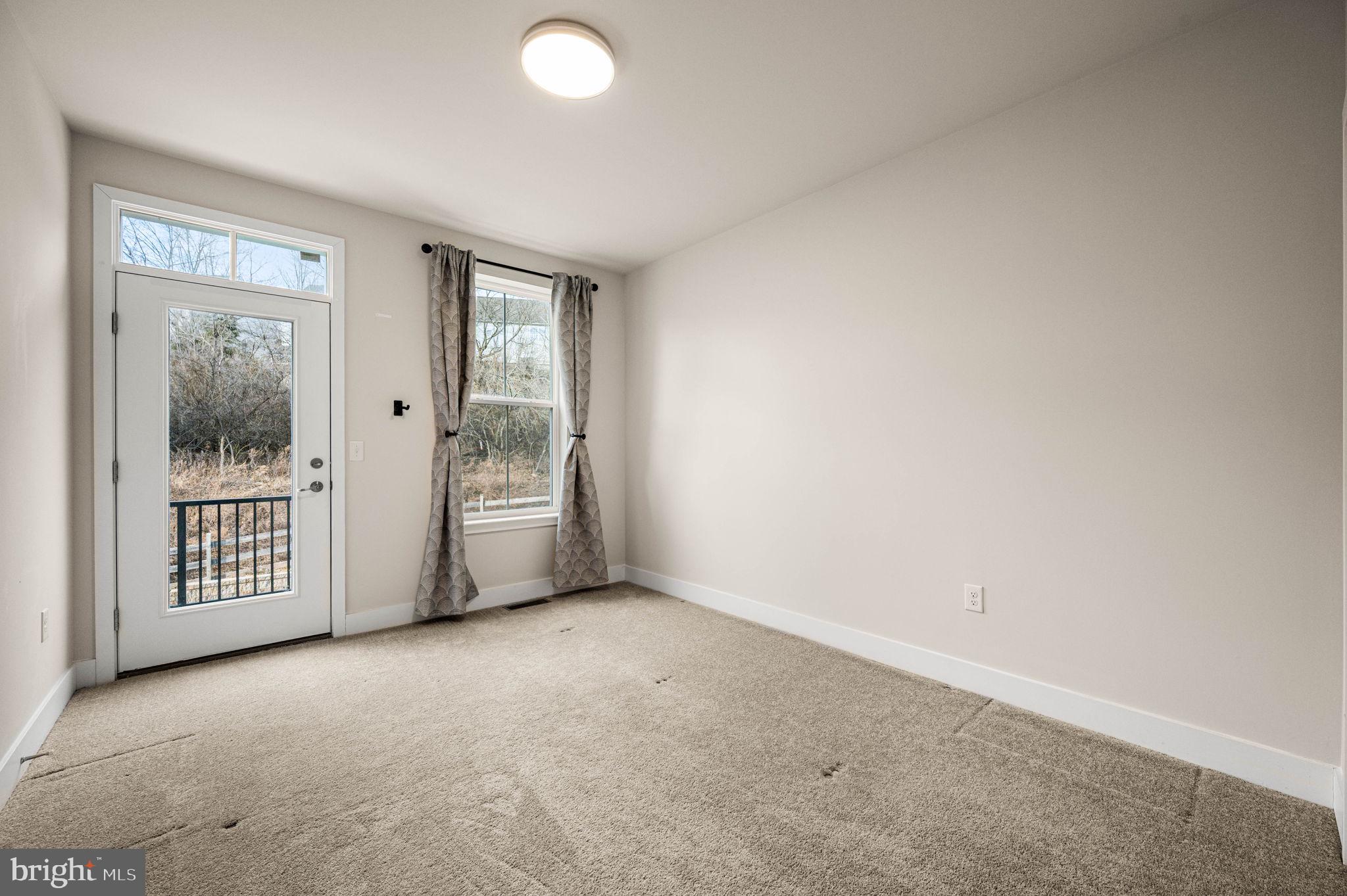 STEELPOINTE - Residential