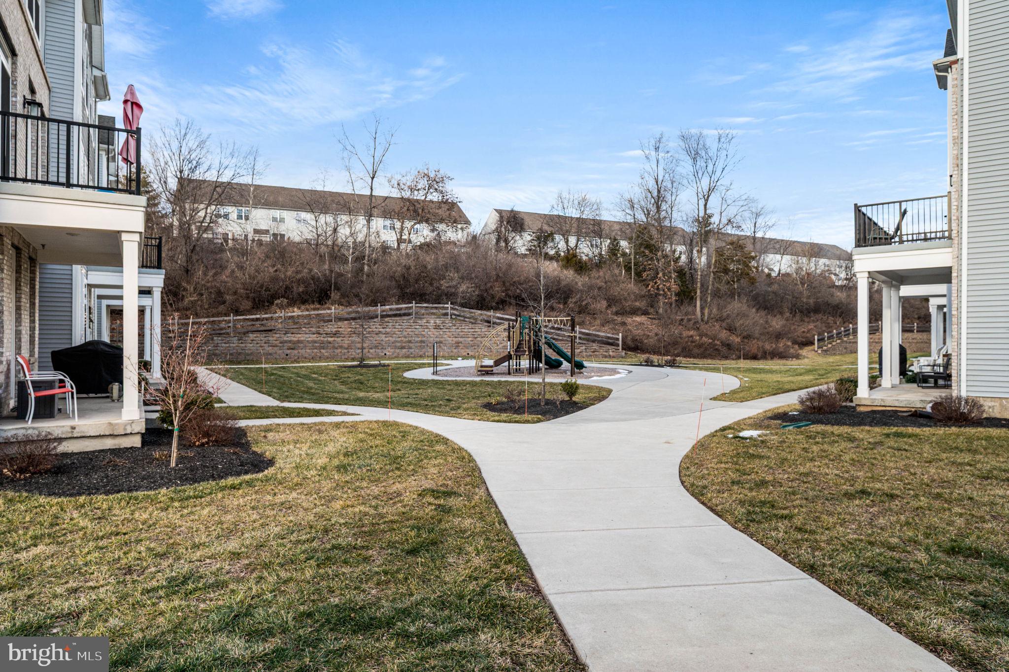 STEELPOINTE - Residential