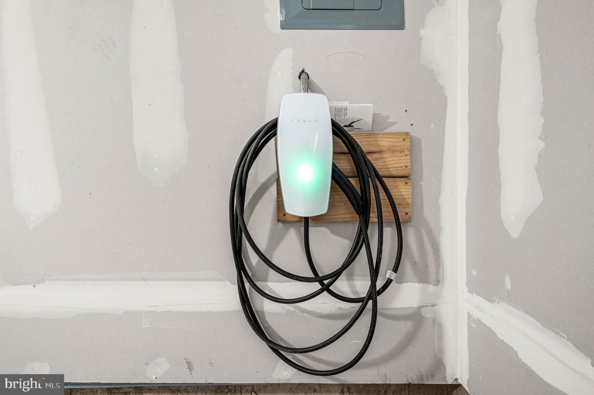 STEELPOINTE - Residential