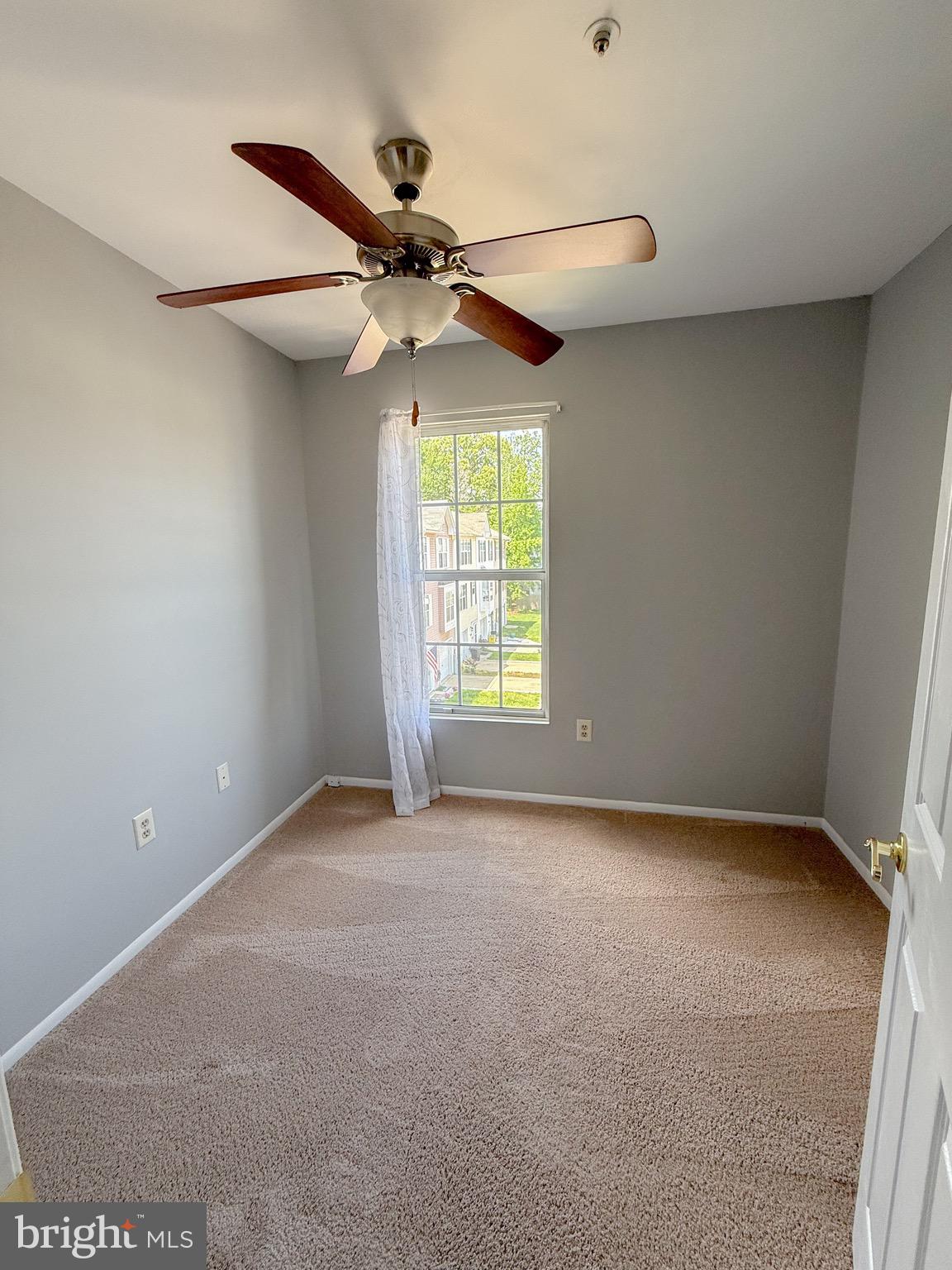 BURNT OAKS - Residential Lease