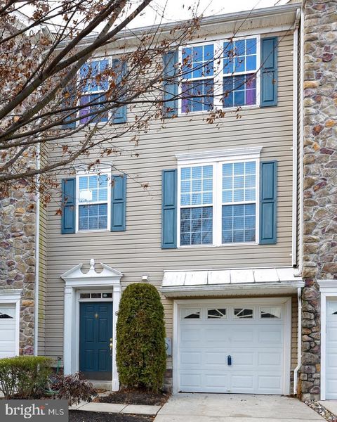 6 EAGLE LANE DELRAN NJ 08075